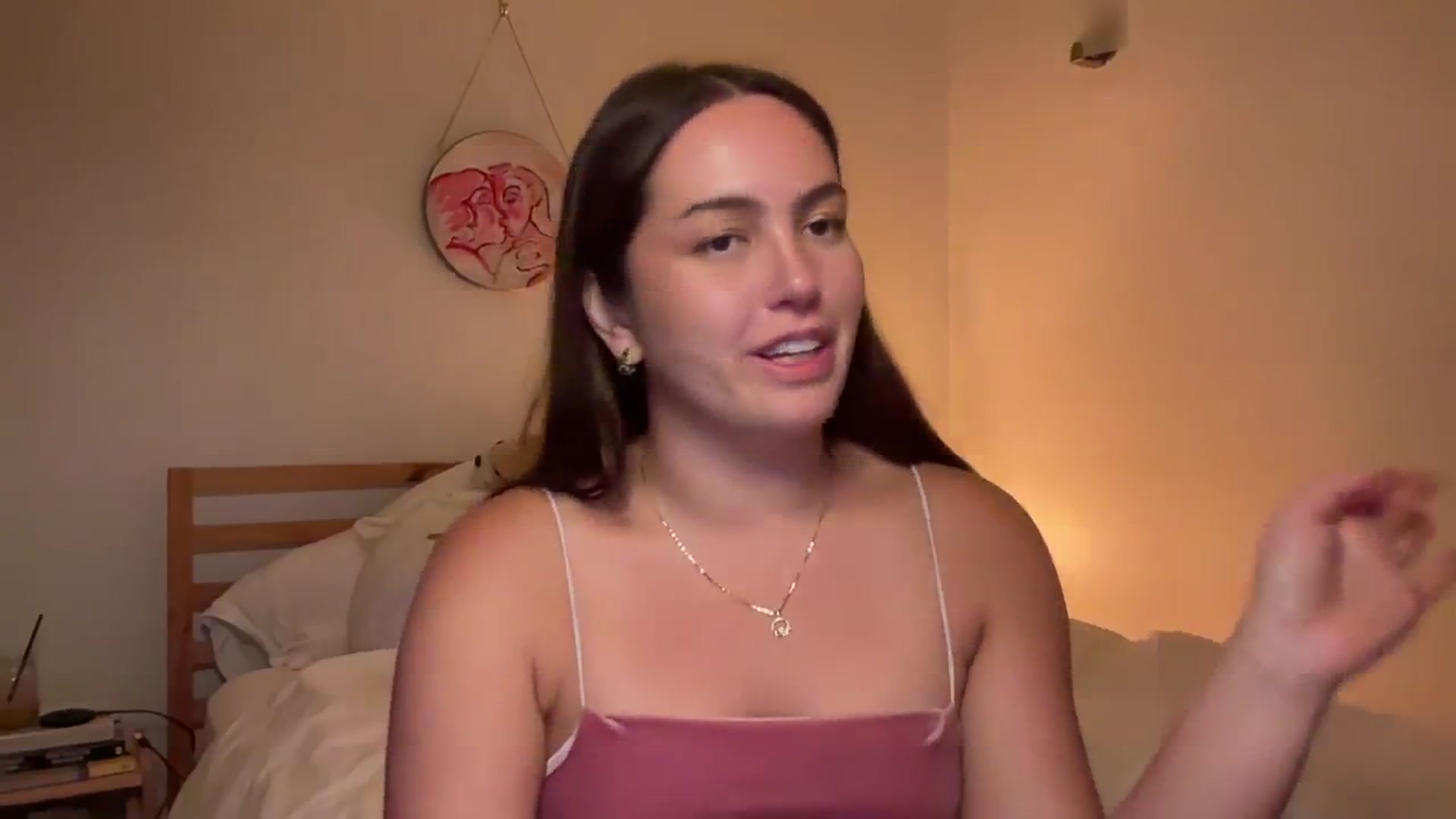 Gallery image thumbnail from Winnejade's myfreecams stream on, 08/24/2023, 03:58 image 2 of 20