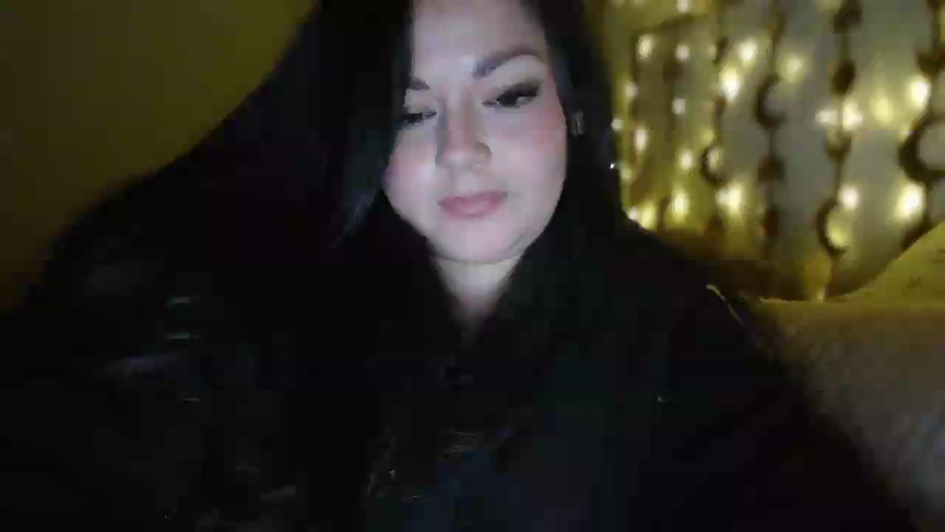 Gallery image thumbnail from Winter's myfreecams stream on, 06/27/2026, 04:34 image 16 of 20