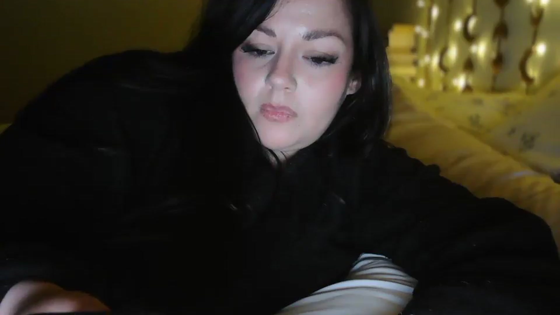 Gallery image thumbnail from Winter's myfreecams stream on, 06/27/2026, 06:31 image 8 of 20