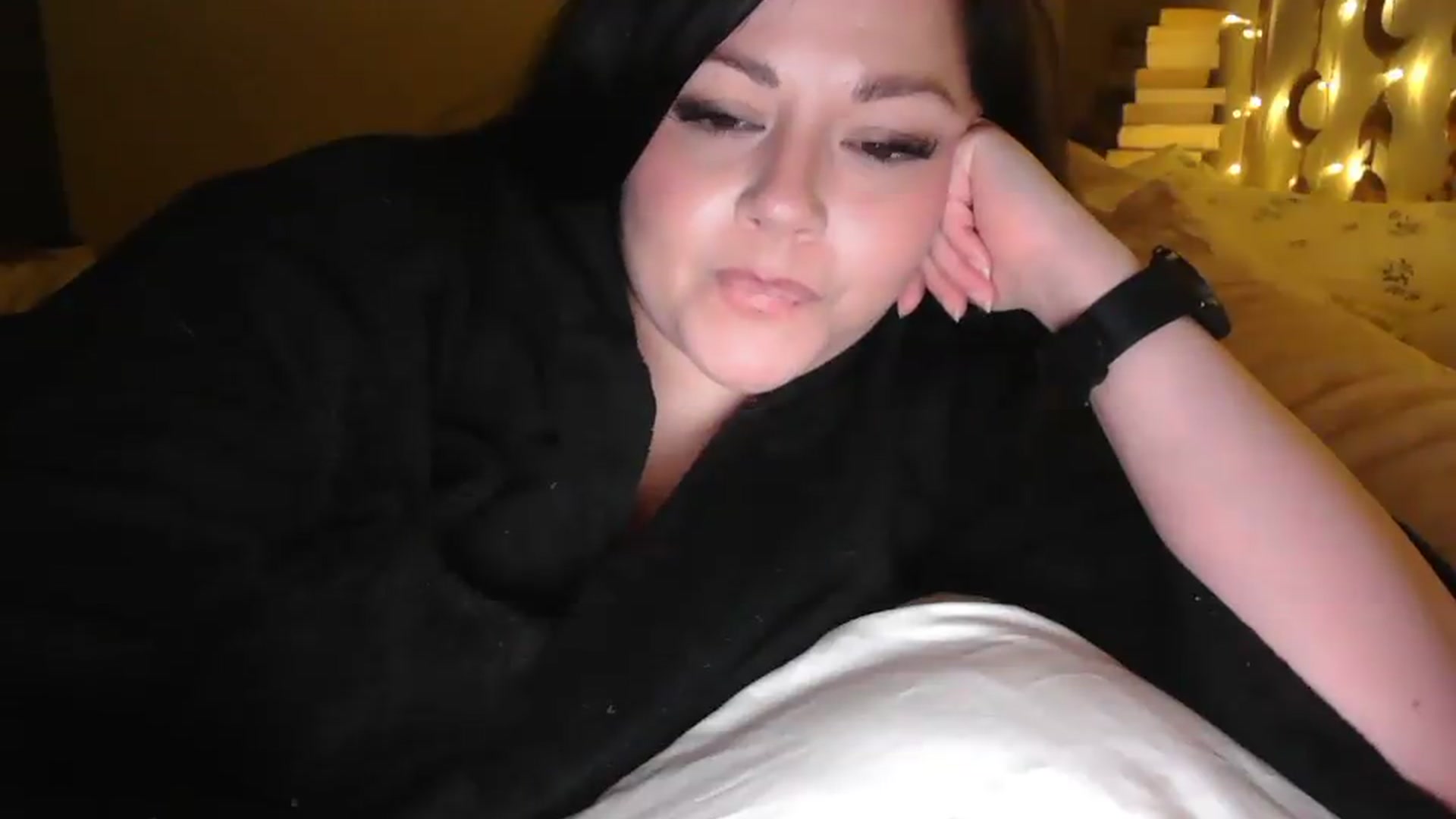 Gallery image thumbnail from Winter's myfreecams stream on, 06/27/2026, 06:31 image 14 of 20