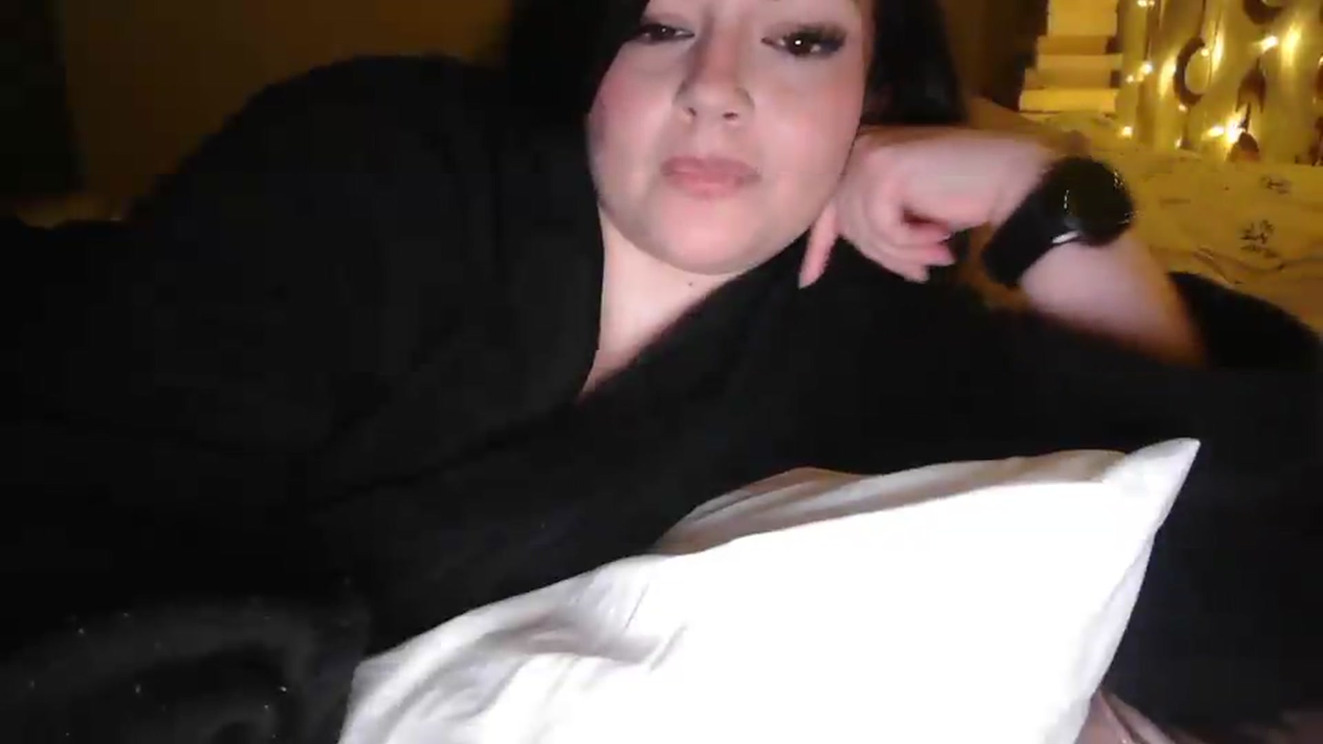 Gallery image thumbnail from Winter's myfreecams stream on, 06/27/2026, 06:31 image 3 of 20