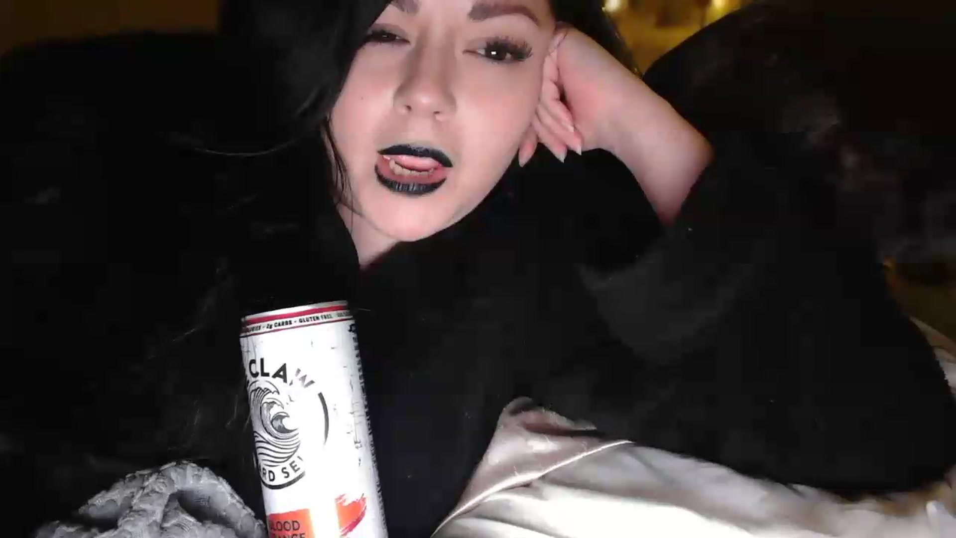 Gallery image thumbnail from Winter's myfreecams stream on, 08/24/2026, 06:53 image 19 of 20