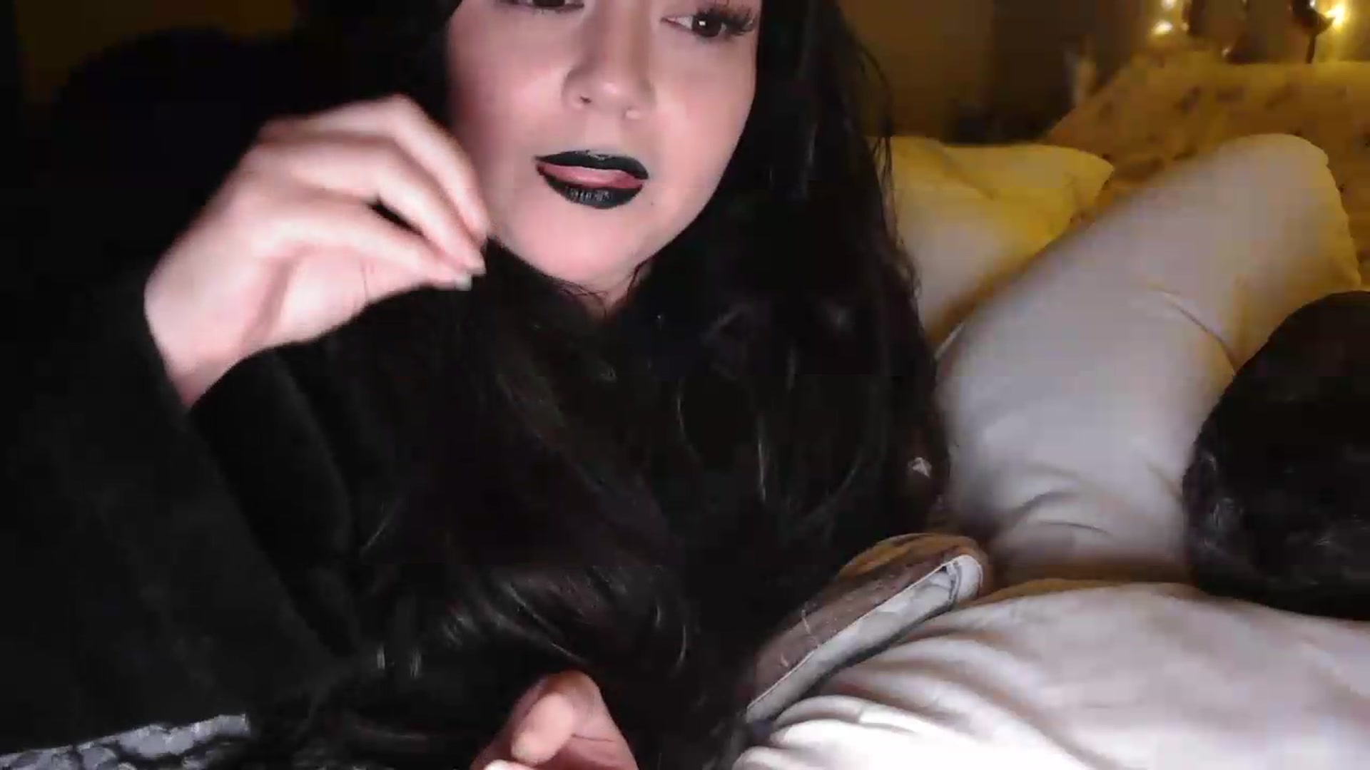 Gallery image thumbnail from Winter's myfreecams stream on, 08/24/2026, 07:11 image 9 of 20