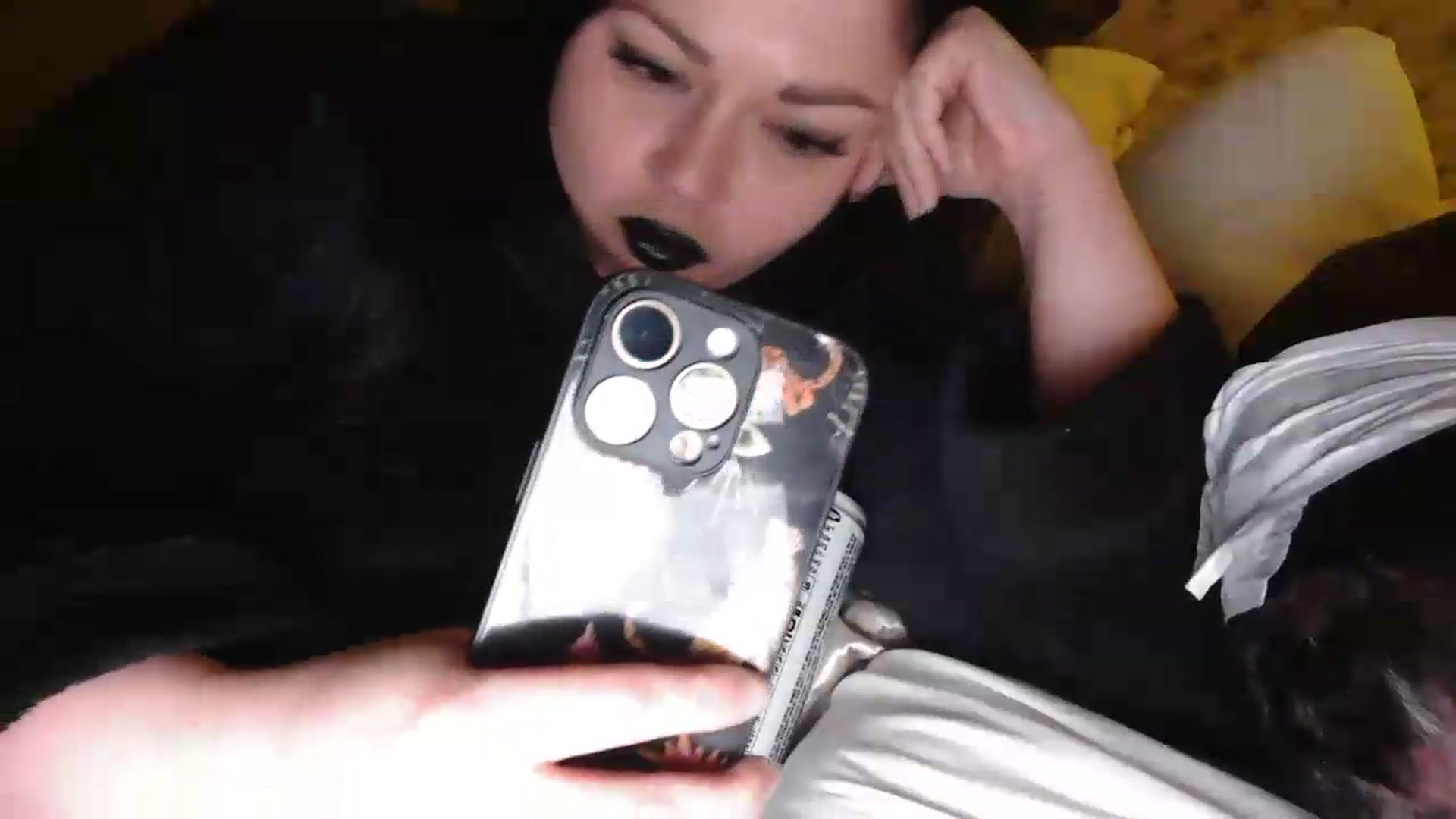 Gallery image thumbnail from Winter's myfreecams stream on, 08/24/2026, 08:45 image 4 of 20