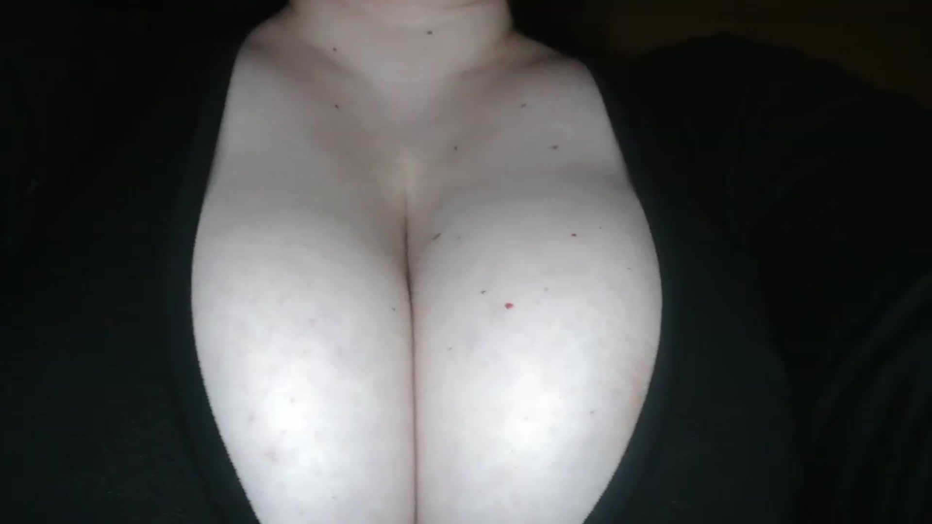 Gallery image thumbnail from Winter's myfreecams stream on, 09/03/2026, 19:31 image 3 of 20