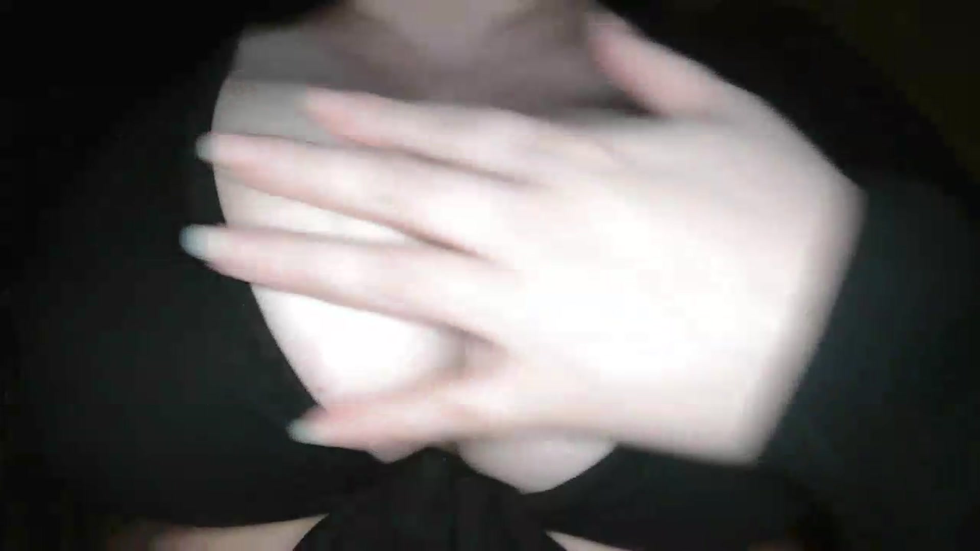 Gallery image thumbnail from Winter's myfreecams stream on, 09/04/2026, 04:35 image 5 of 20