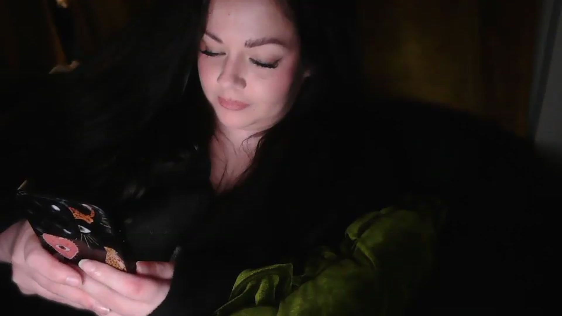 Gallery image thumbnail from Winter's myfreecams stream on, 09/07/2026, 04:58 image 16 of 20