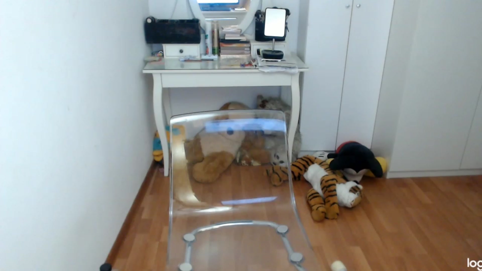 Gallery image thumbnail from WinterJewel's myfreecams stream on, 12/06/2023, 09:09 image 16 of 20
