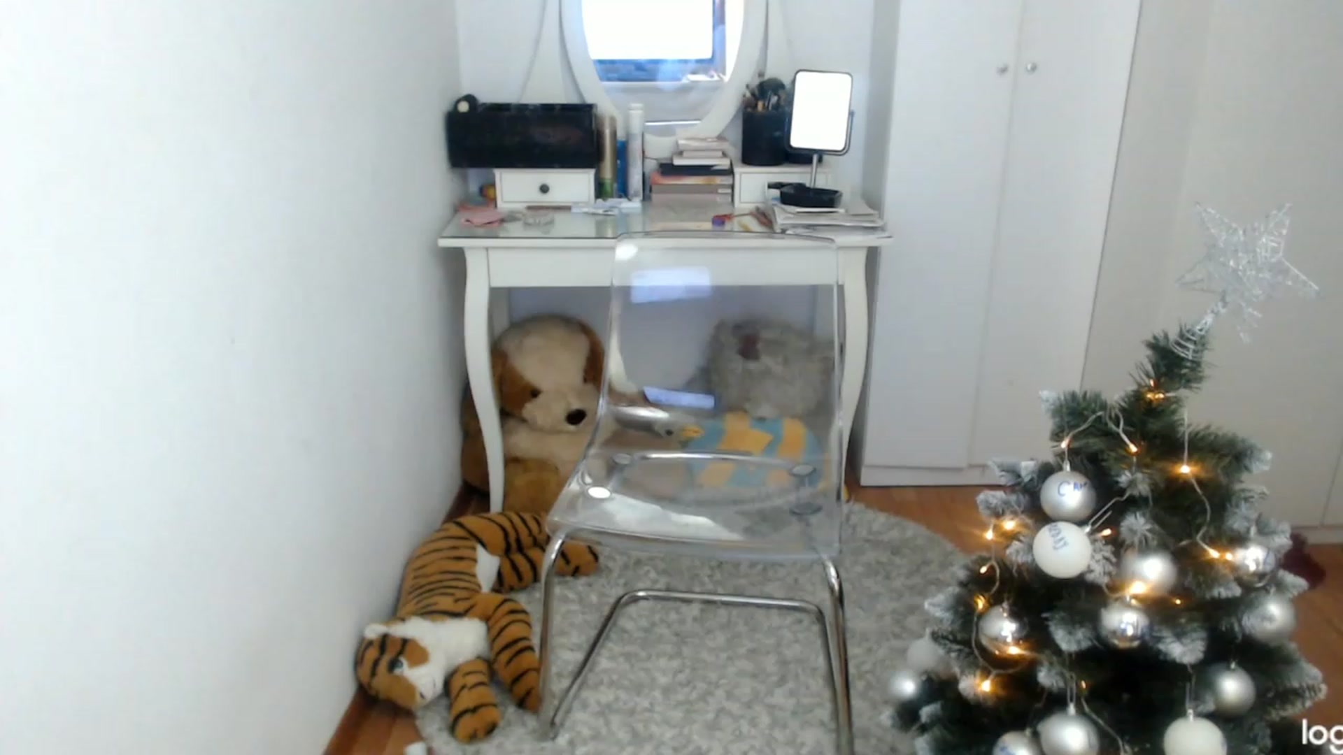 Gallery image thumbnail from WinterJewel's myfreecams stream on, 12/16/2023, 10:58 image 7 of 20
