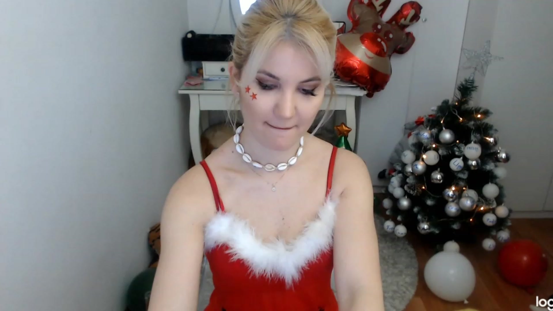 Gallery image thumbnail from WinterJewel's myfreecams stream on, 12/24/2023, 09:02 image 15 of 20