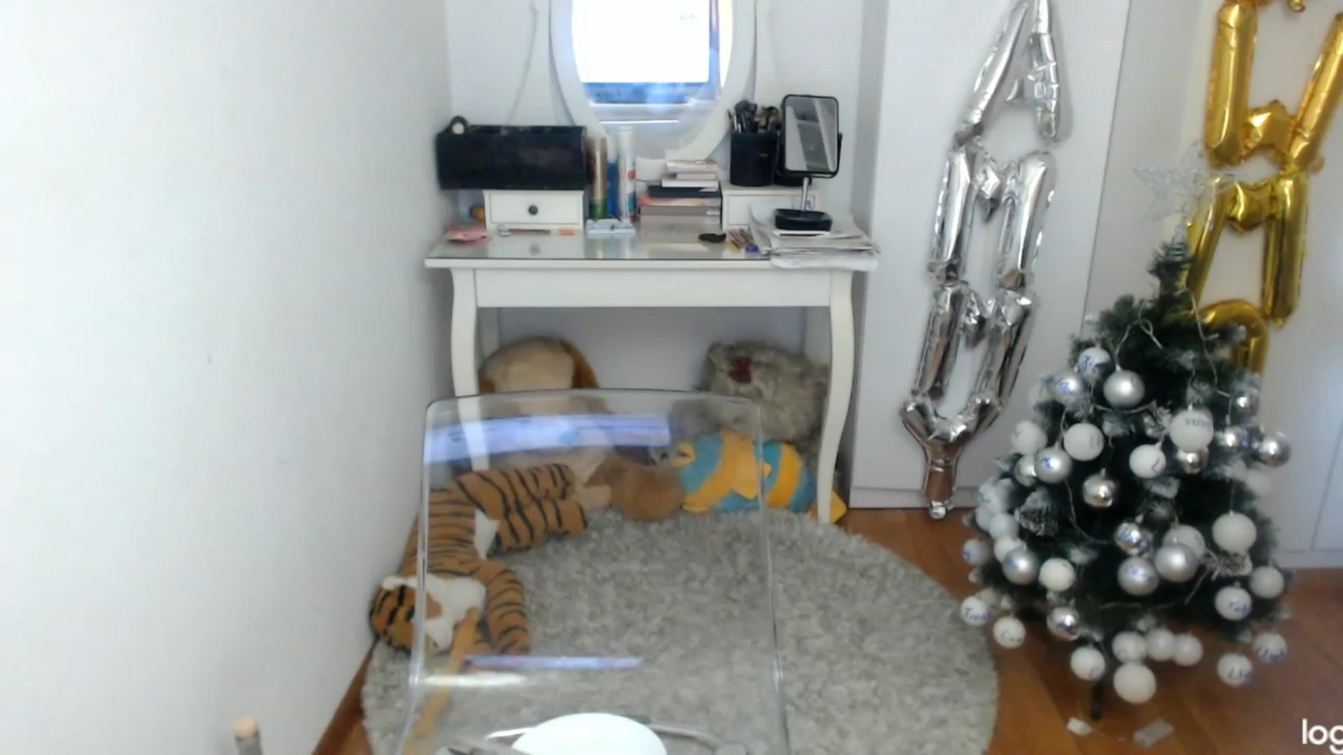 Gallery image thumbnail from WinterJewel's myfreecams stream on, 12/30/2023, 10:51 image 10 of 20