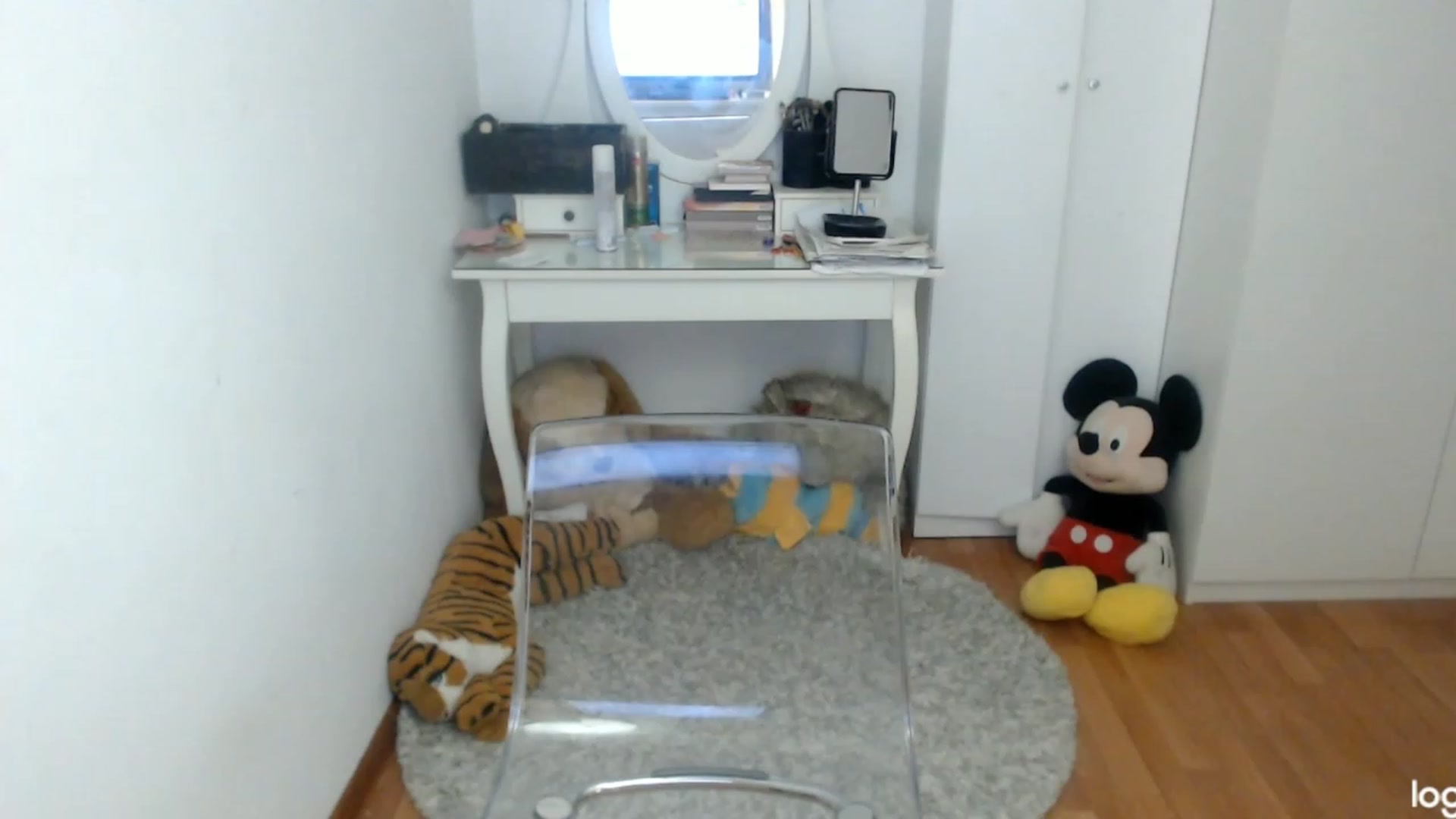 Gallery image thumbnail from WinterJewel's myfreecams stream on, 01/06/2024, 10:36 image 4 of 20