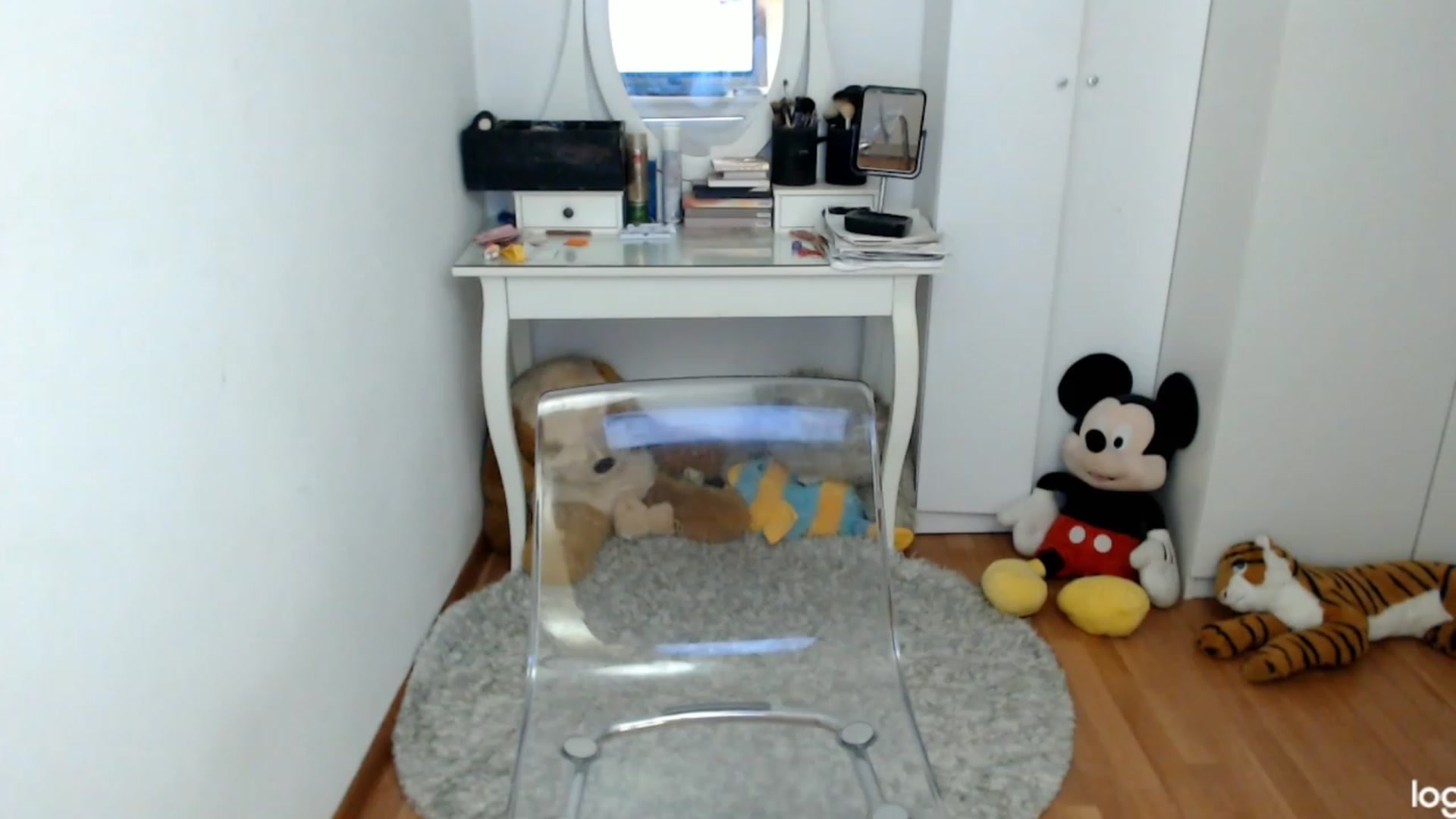 Gallery image thumbnail from WinterJewel's myfreecams stream on, 01/13/2024, 09:06 image 12 of 20
