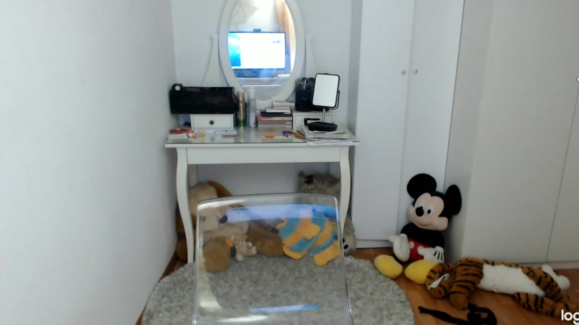 Gallery image thumbnail from WinterJewel's myfreecams stream on, 01/27/2024, 08:44 image 18 of 20
