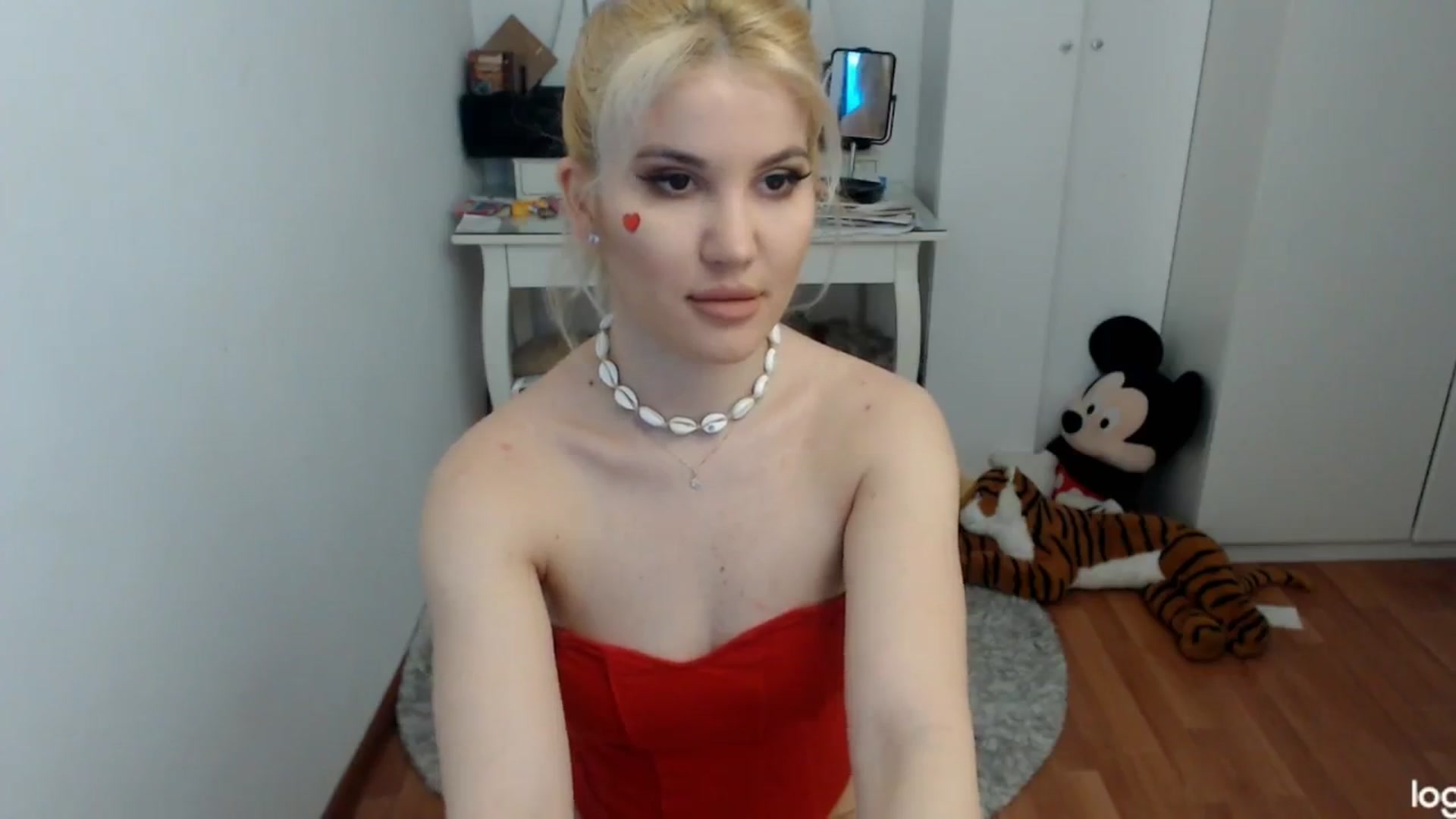 Gallery image thumbnail from WinterJewel's myfreecams stream on, 02/09/2024, 07:34 image 2 of 20