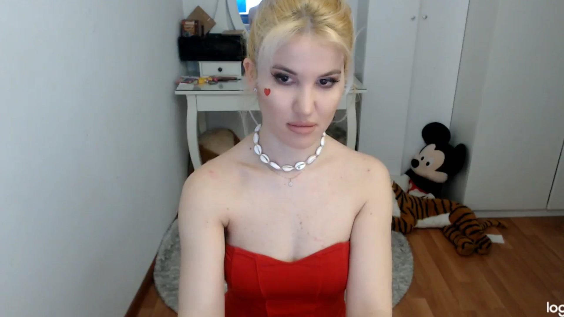 Gallery image thumbnail from WinterJewel's myfreecams stream on, 02/09/2024, 07:34 image 7 of 20