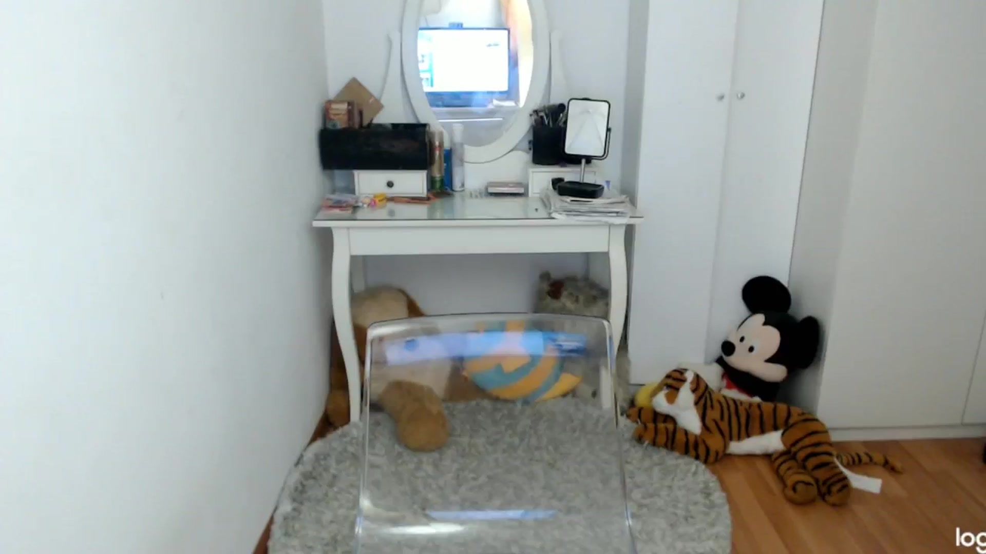 Gallery image thumbnail from WinterJewel's myfreecams stream on, 02/13/2024, 10:09 image 18 of 20