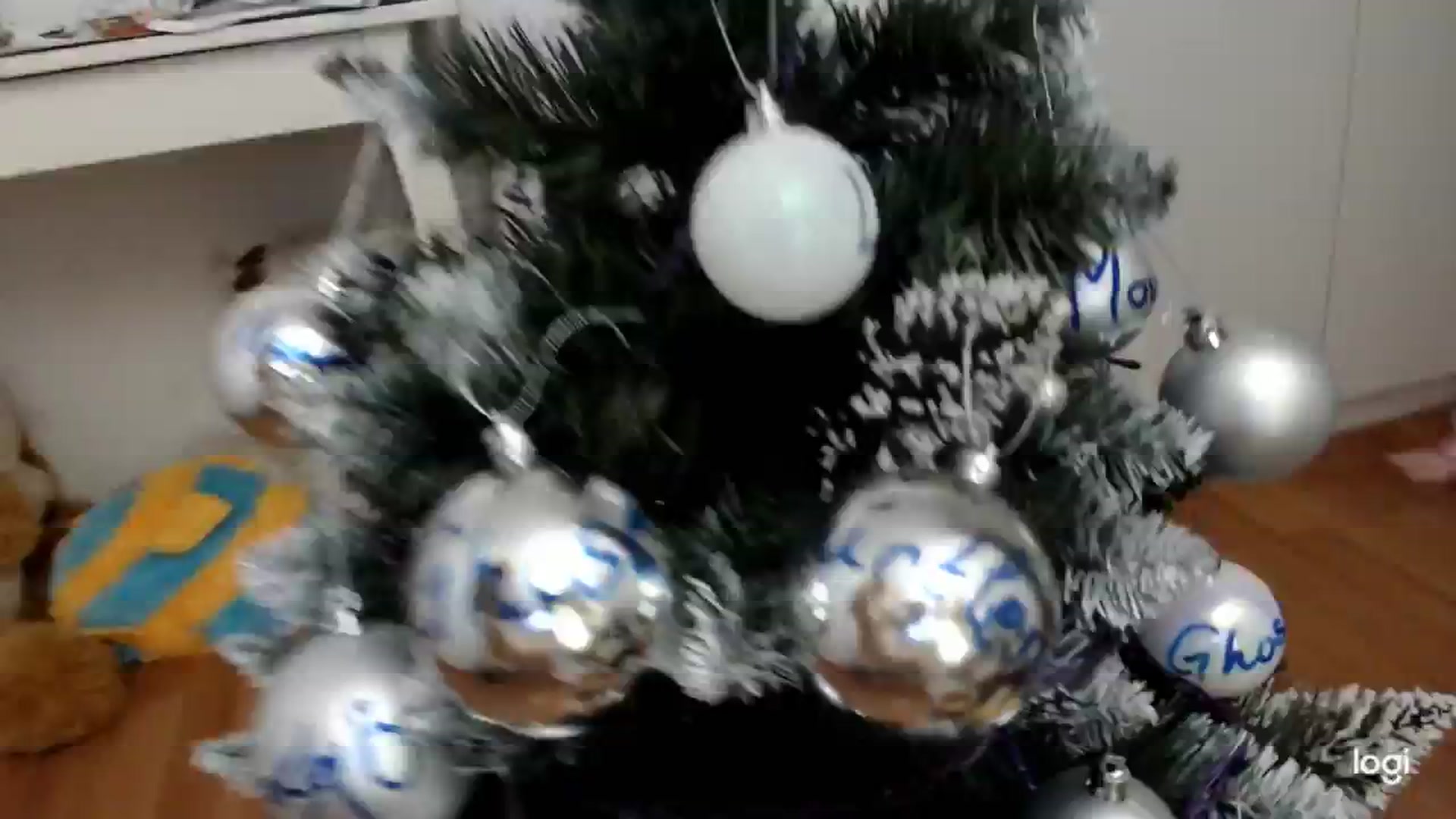 Gallery image thumbnail from WinterJewel's myfreecams stream on, 12/10/2024, 09:36 image 7 of 20