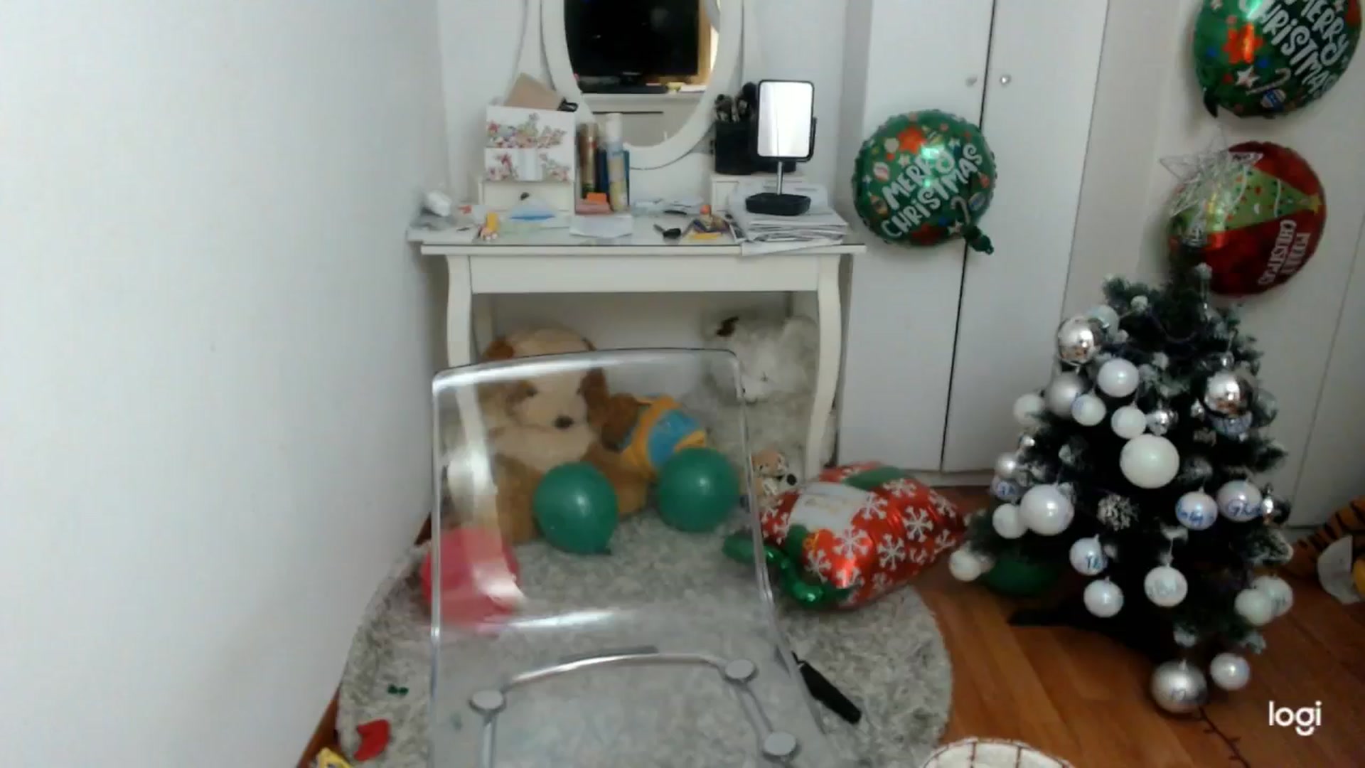 Gallery image thumbnail from WinterJewel's myfreecams stream on, 12/21/2024, 10:58 image 14 of 20