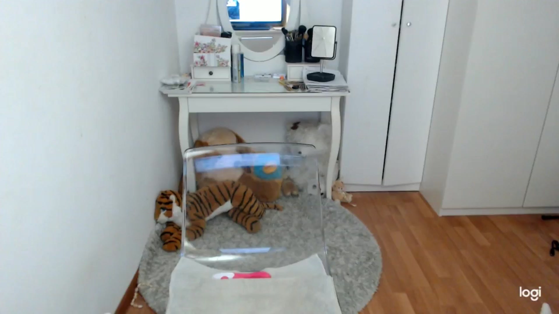 Gallery image thumbnail from WinterJewel's myfreecams stream on, 01/11/2025, 10:59 image 11 of 20