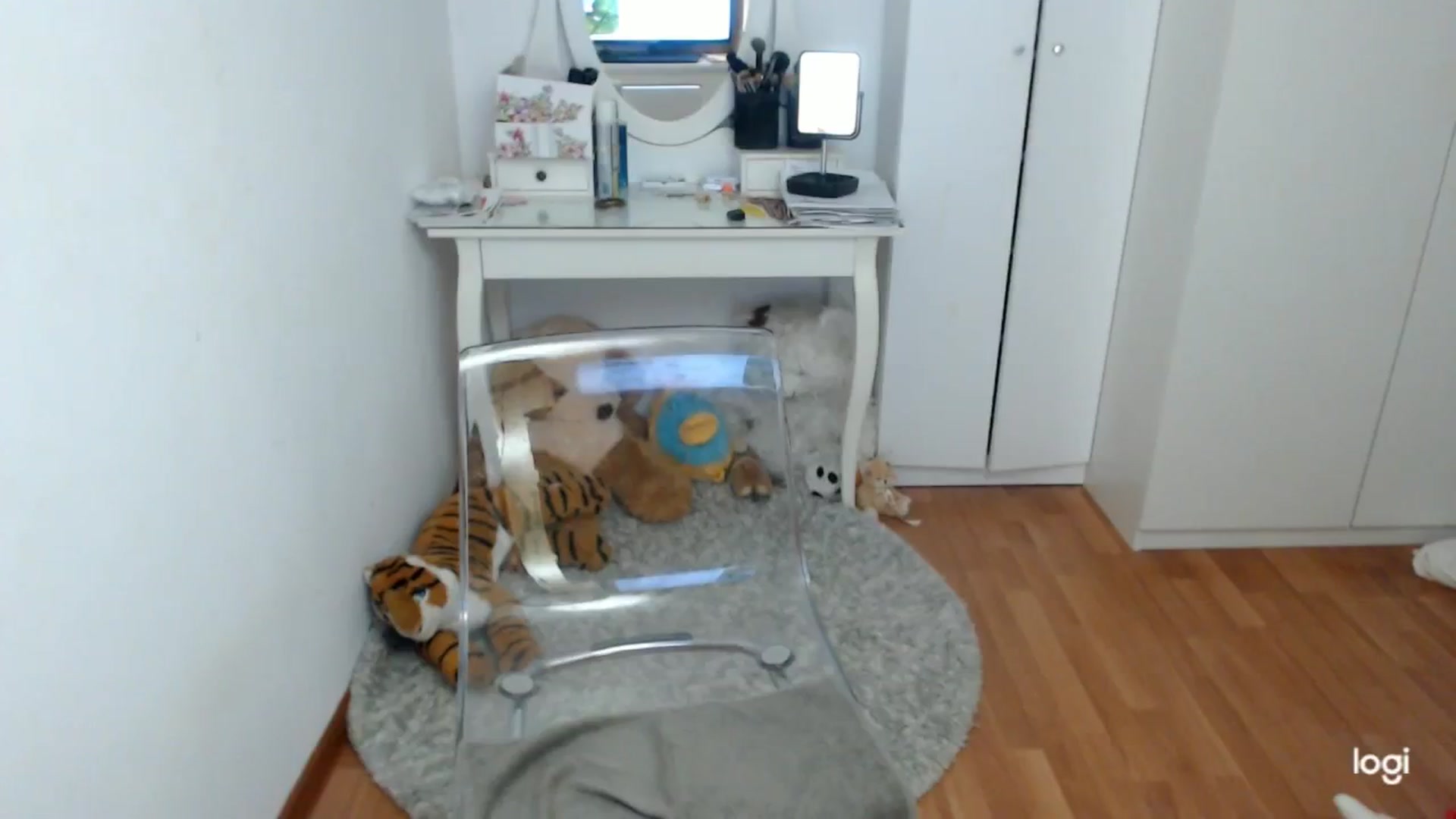Gallery image thumbnail from WinterJewel's myfreecams stream on, 01/13/2025, 09:30 image 9 of 20