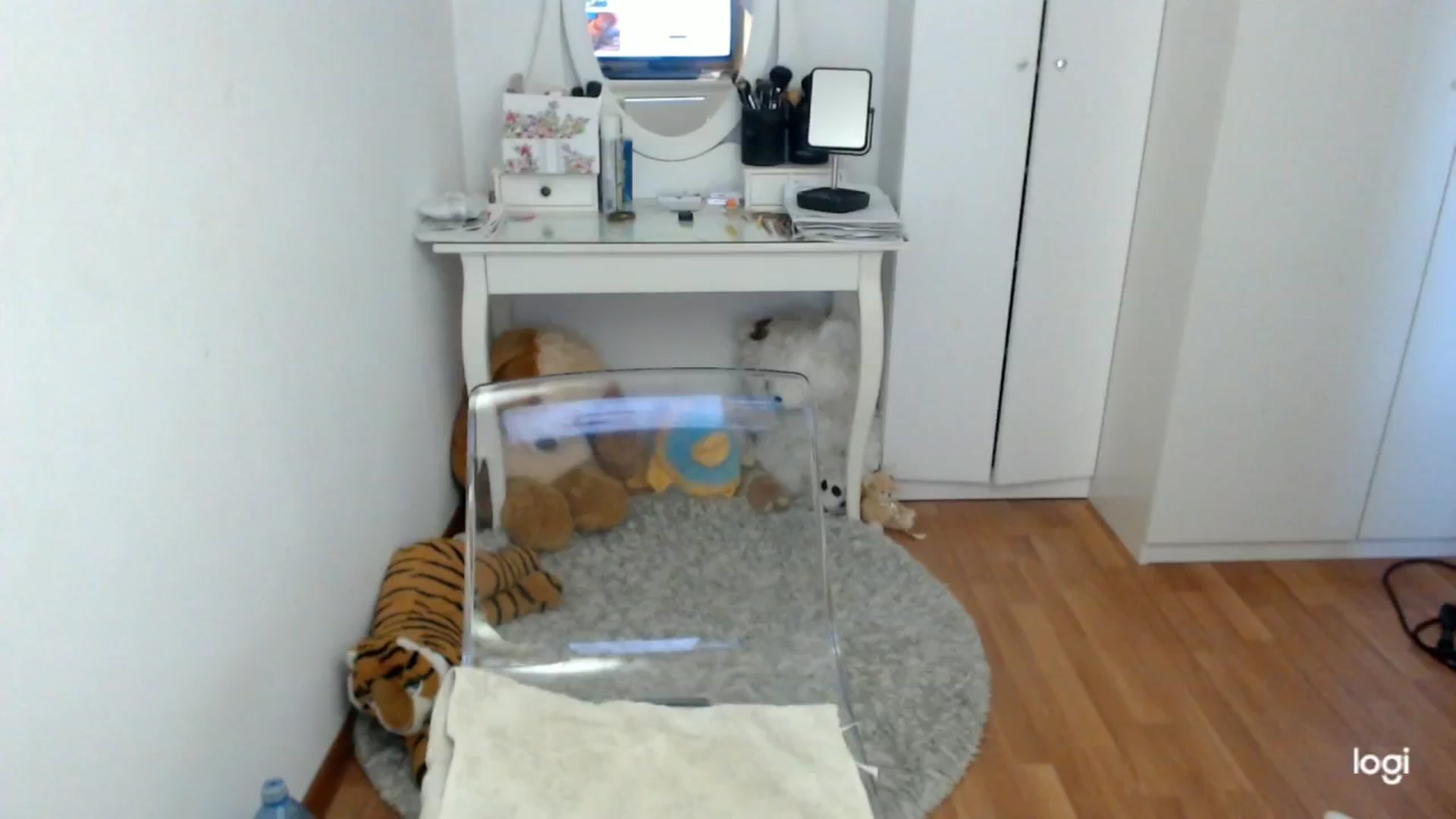 Gallery image thumbnail from WinterJewel's myfreecams stream on, 01/14/2025, 09:29 image 20 of 20