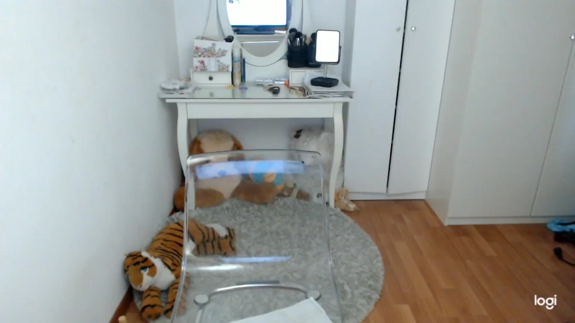 Gallery image thumbnail from WinterJewel's myfreecams stream on, 01/22/2025, 09:26 image 16 of 20