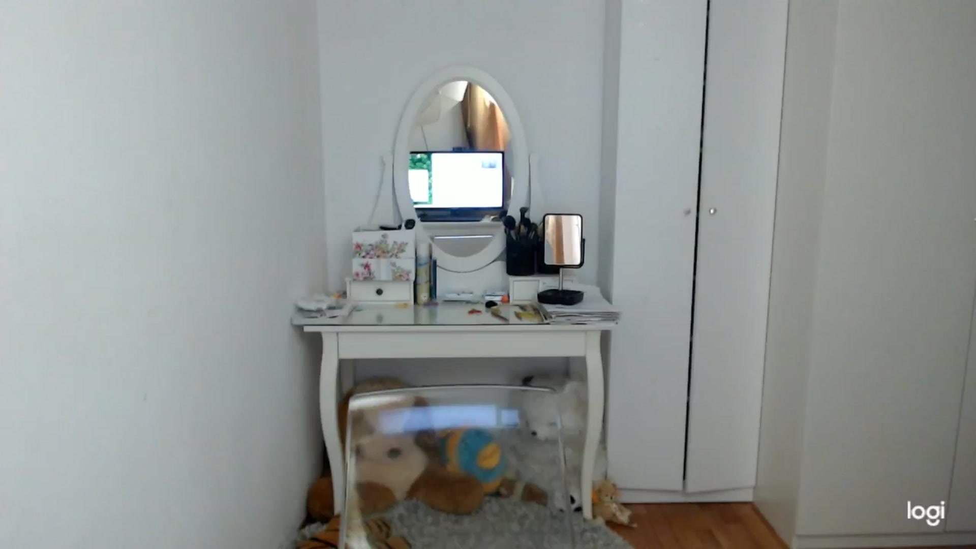 Gallery image thumbnail from WinterJewel's myfreecams stream on, 01/25/2025, 10:58 image 16 of 20