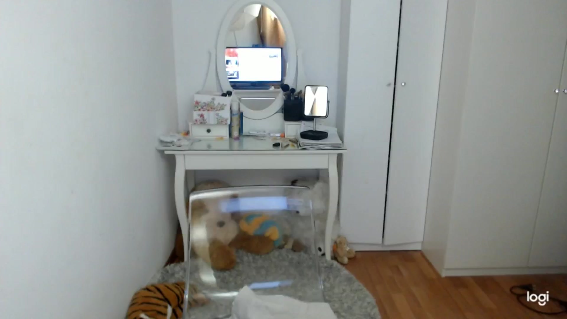 Gallery image thumbnail from WinterJewel's myfreecams stream on, 01/31/2025, 08:57 image 19 of 20