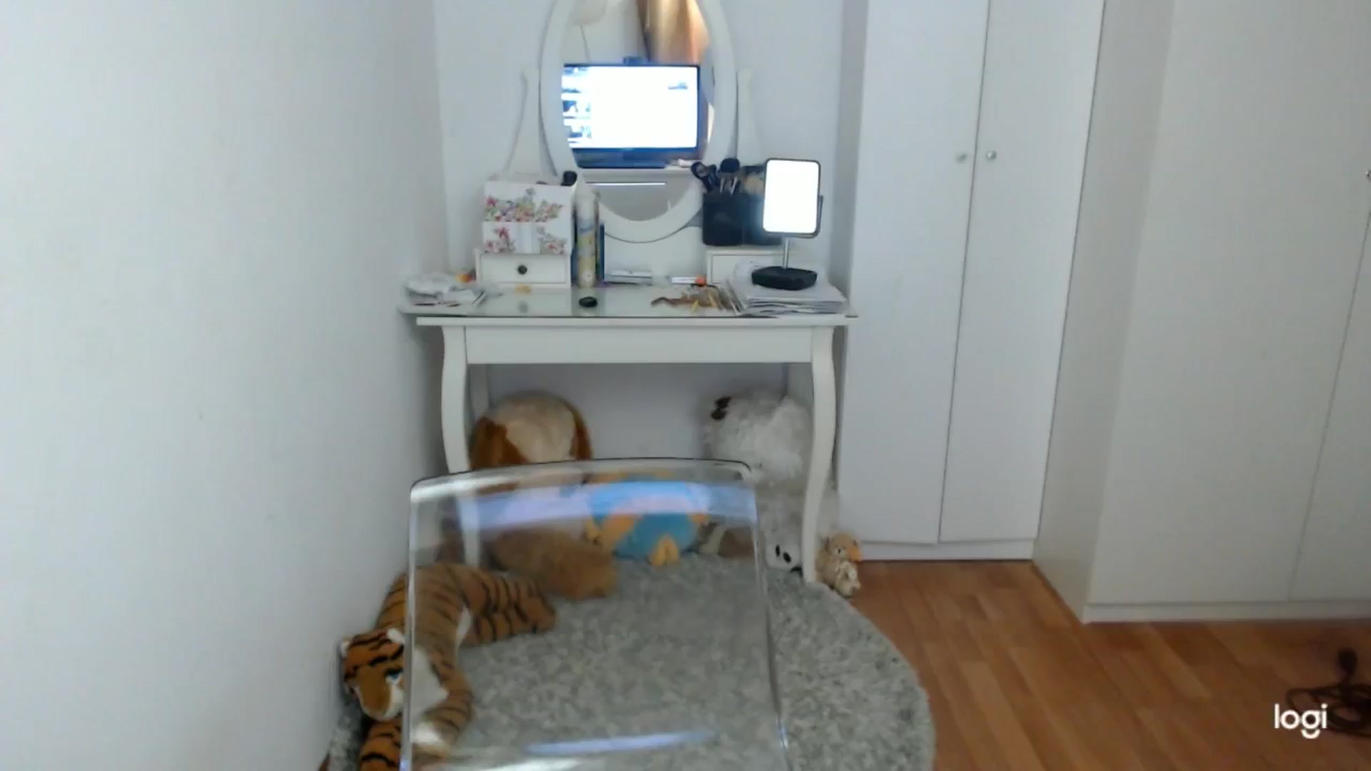 Gallery image thumbnail from WinterJewel's myfreecams stream on, 02/05/2025, 09:29 image 17 of 20
