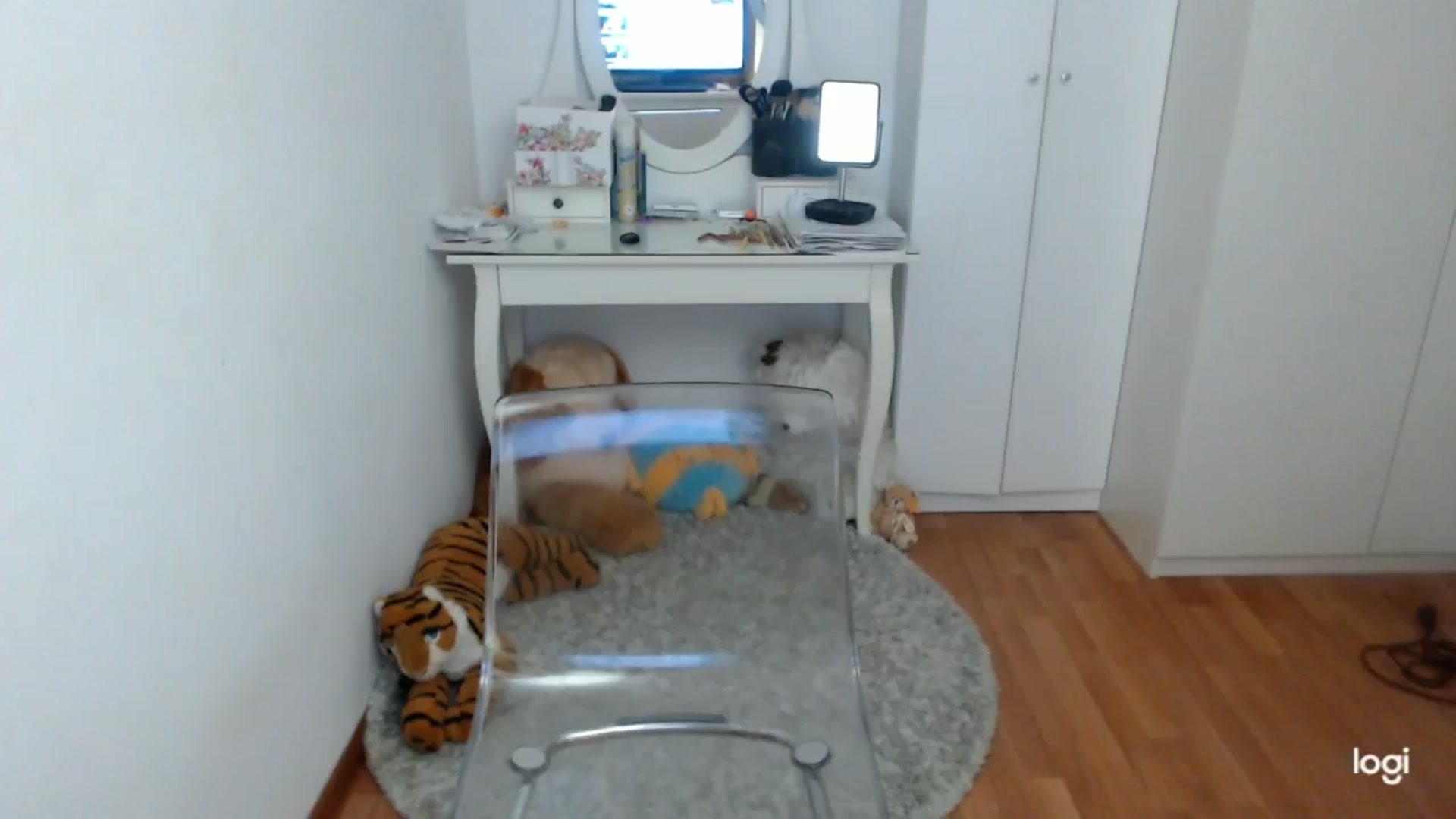 Gallery image thumbnail from WinterJewel's myfreecams stream on, 02/05/2025, 09:52 image 2 of 20