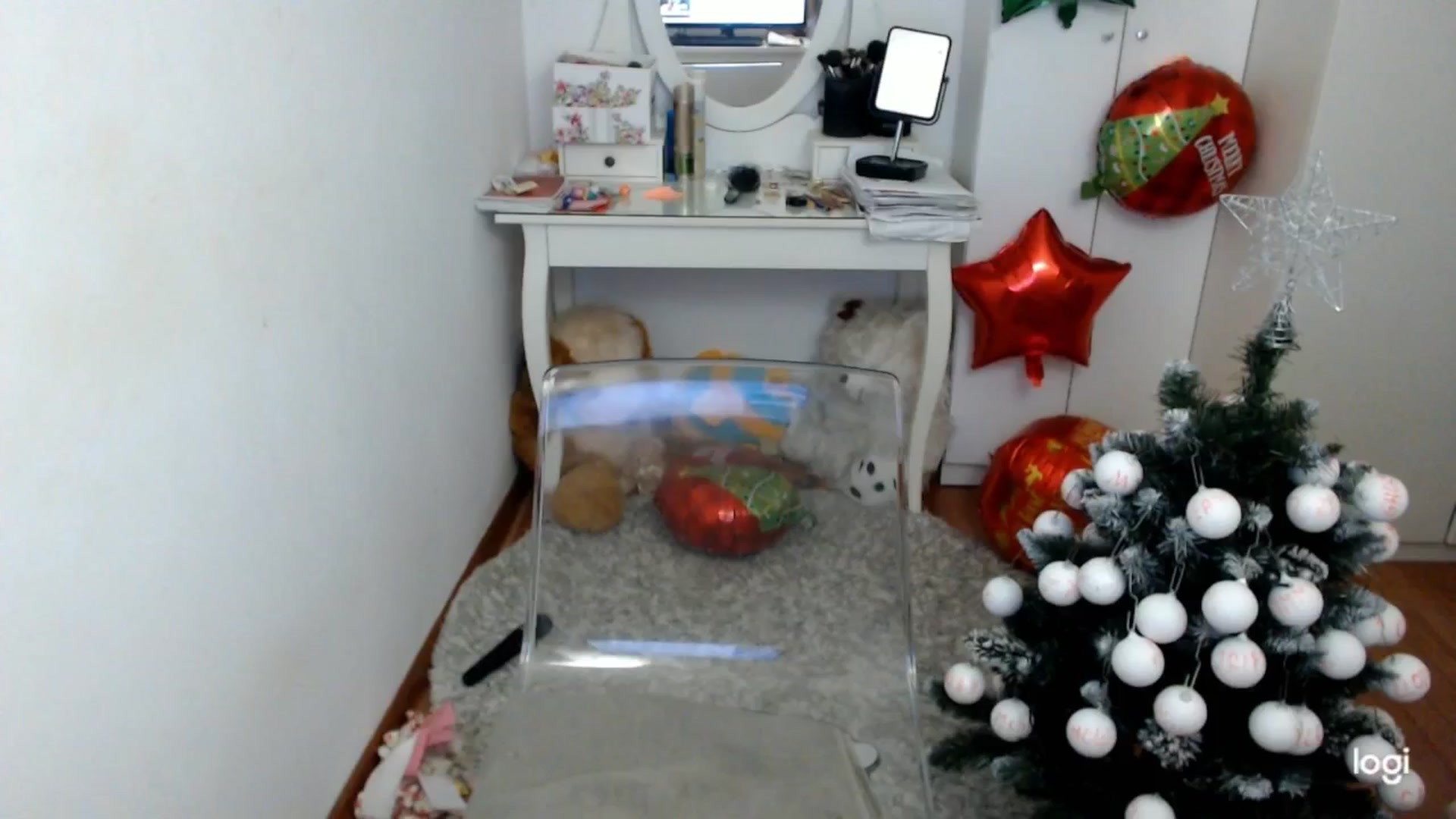 Gallery image thumbnail from WinterJewel's myfreecams stream on, 12/24/2025, 10:59 image 20 of 20