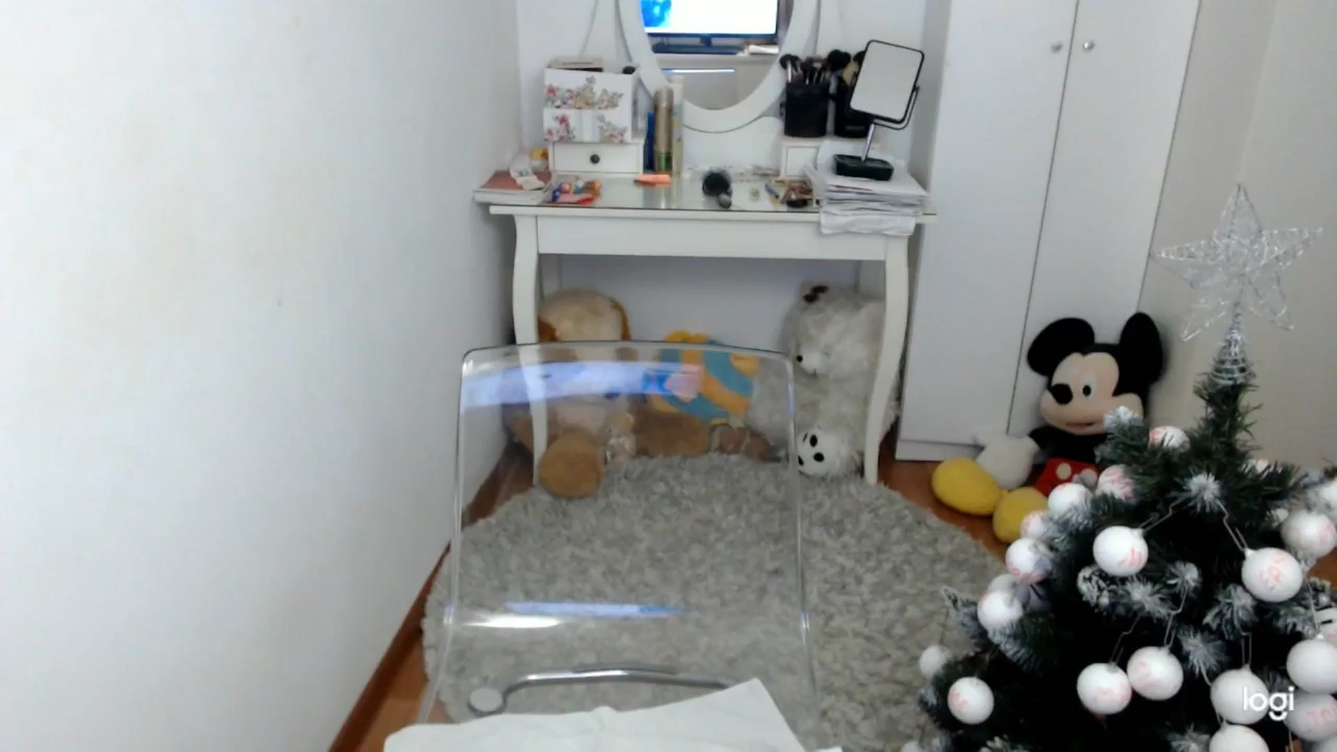 Gallery image thumbnail from WinterJewel's myfreecams stream on, 12/27/2025, 09:54 image 7 of 20