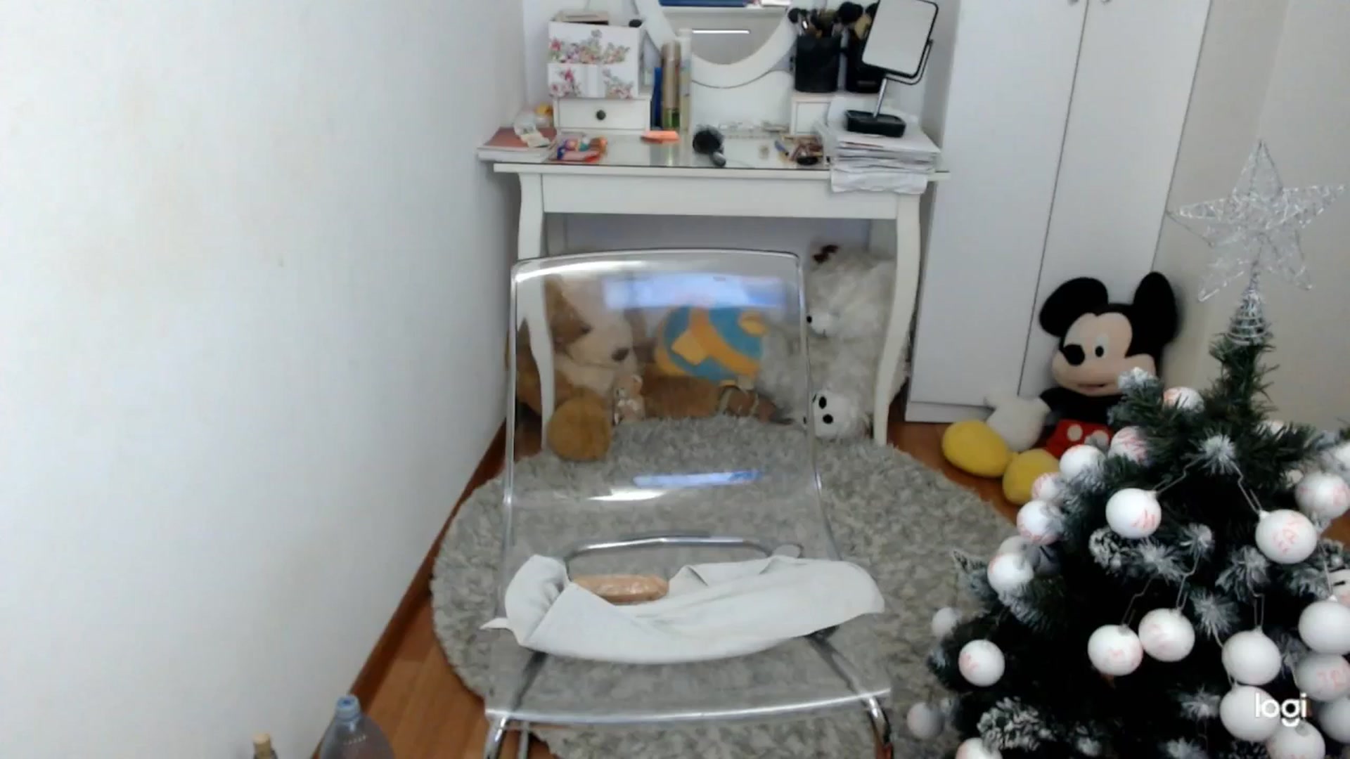 Gallery image thumbnail from WinterJewel's myfreecams stream on, 12/27/2025, 09:54 image 15 of 20