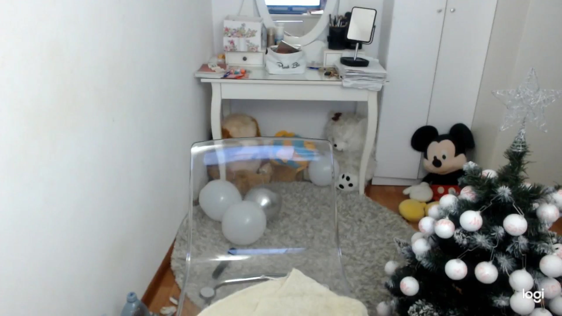 Gallery image thumbnail from WinterJewel's myfreecams stream on, 12/30/2025, 09:31 image 18 of 20