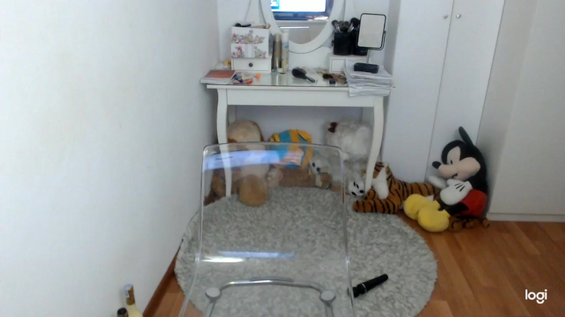 Gallery image thumbnail from WinterJewel's myfreecams stream on, 01/22/2026, 09:23 image 16 of 20