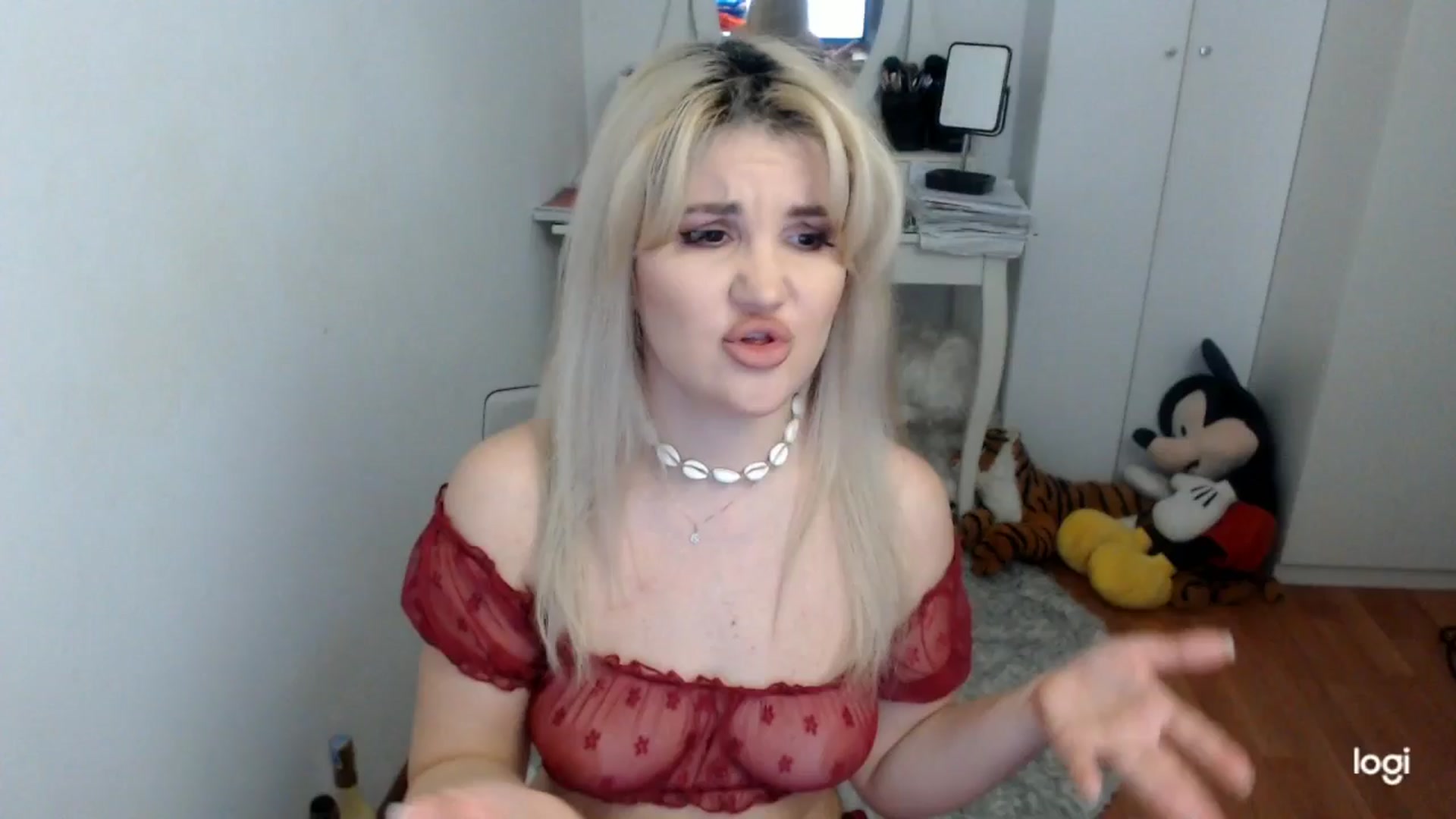 Gallery image thumbnail from WinterJewel's myfreecams stream on, 01/23/2026, 09:45 image 3 of 20