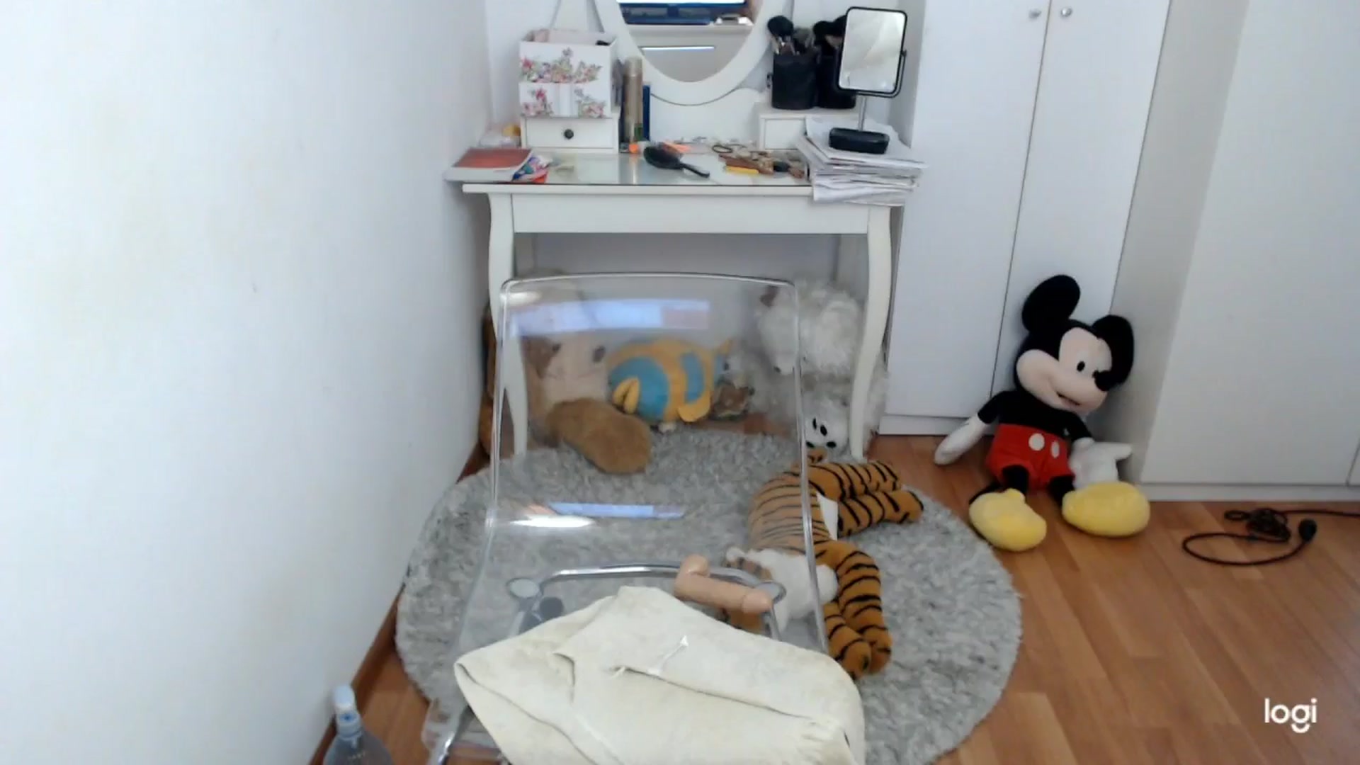 Gallery image thumbnail from WinterJewel's myfreecams stream on, 02/23/2026, 09:31 image 14 of 20