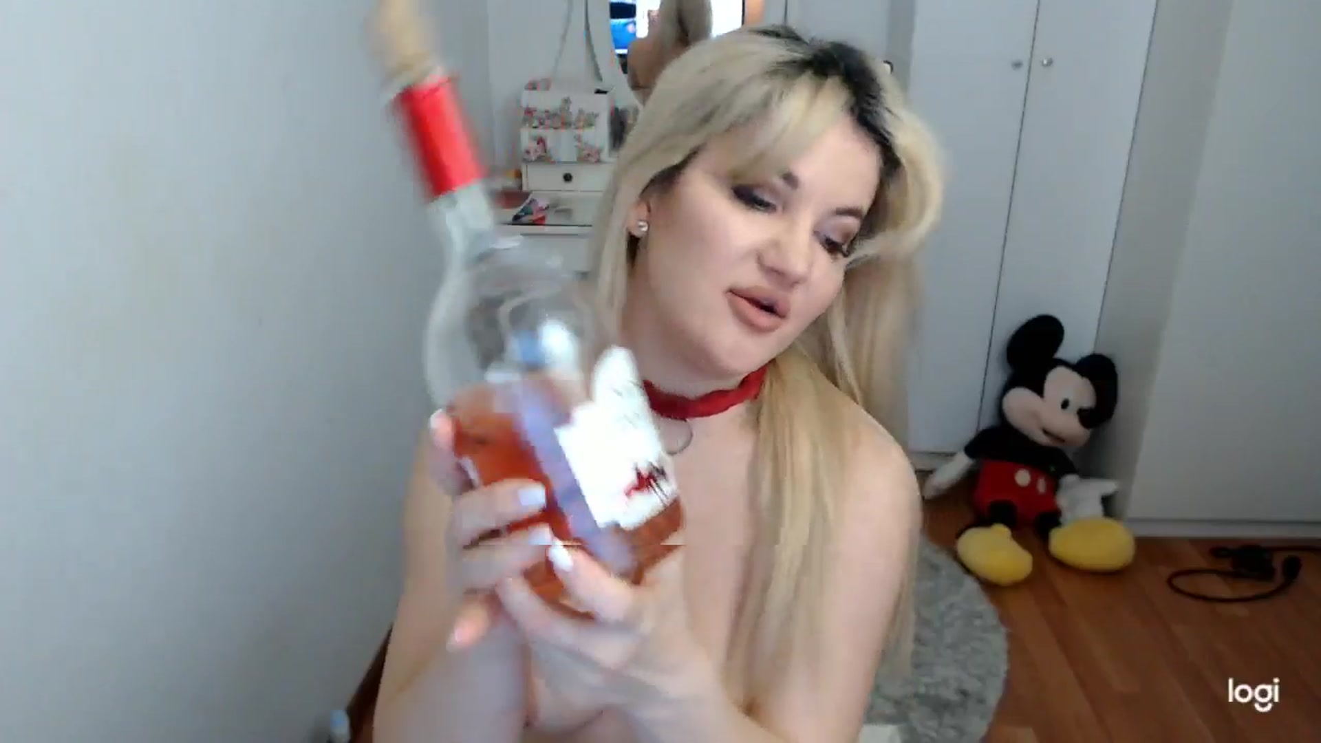 Gallery image thumbnail from WinterJewel's myfreecams stream on, 02/23/2026, 09:31 image 5 of 20