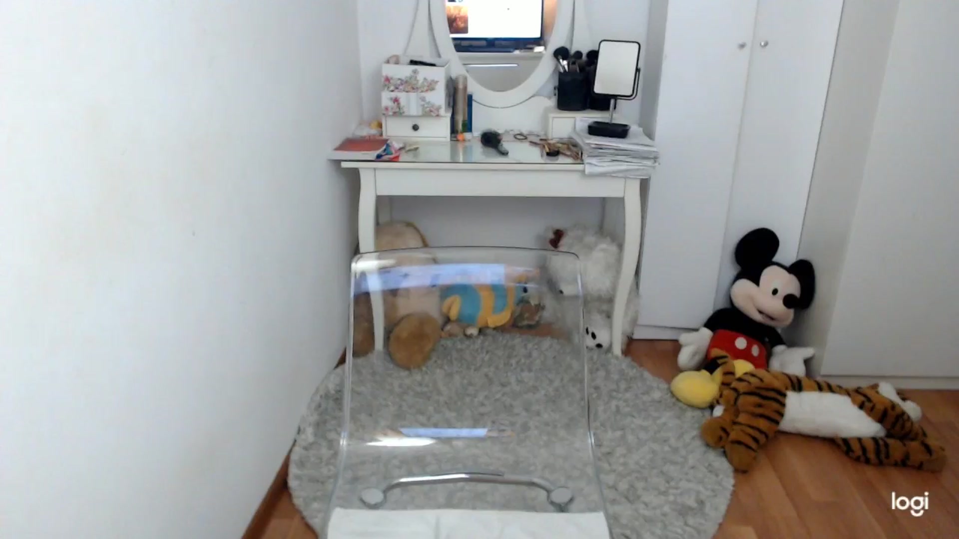 Gallery image thumbnail from WinterJewel's myfreecams stream on, 02/24/2026, 09:30 image 4 of 20