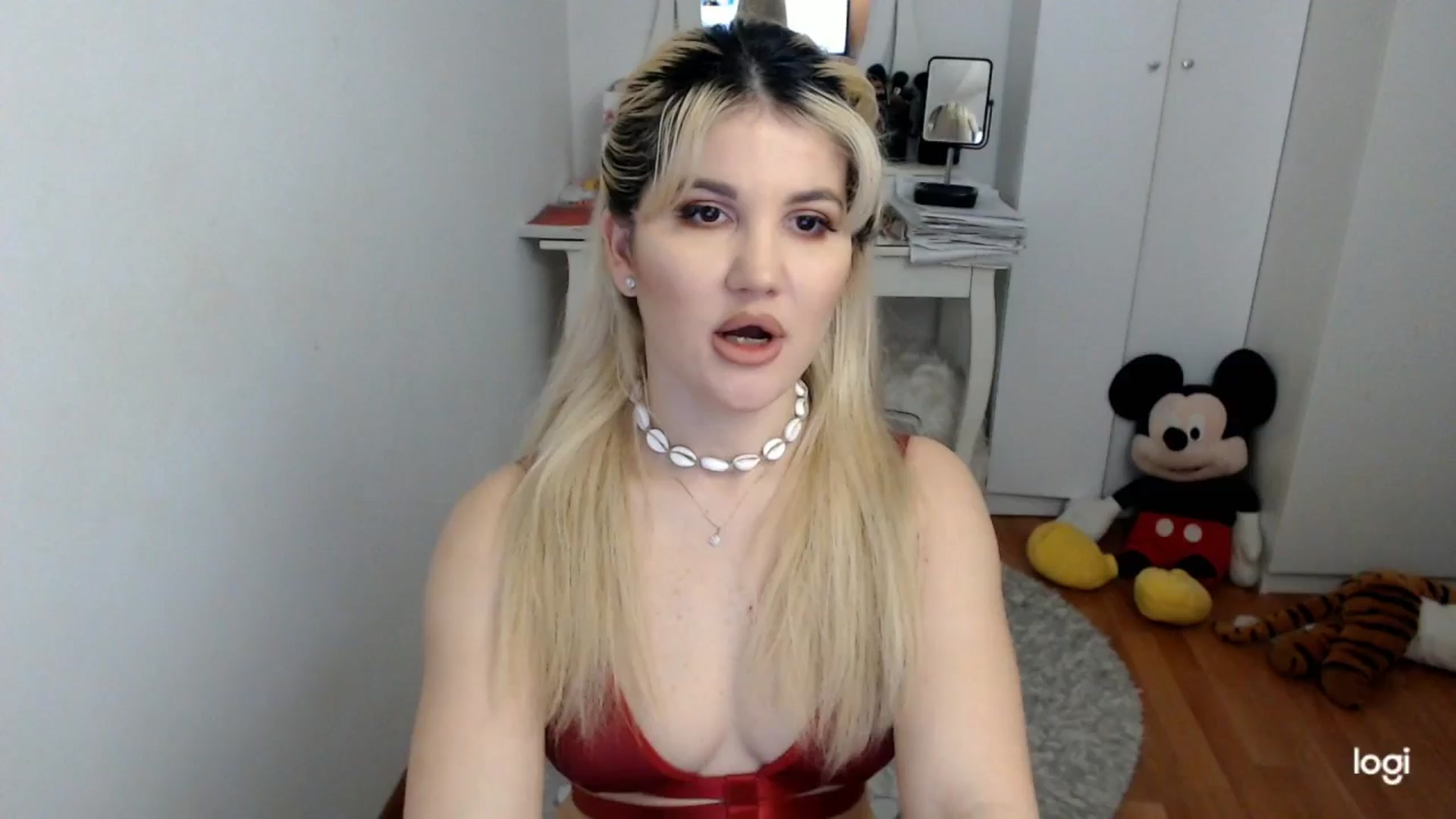Gallery image thumbnail from WinterJewel's myfreecams stream on, 02/26/2026, 09:33 image 2 of 20
