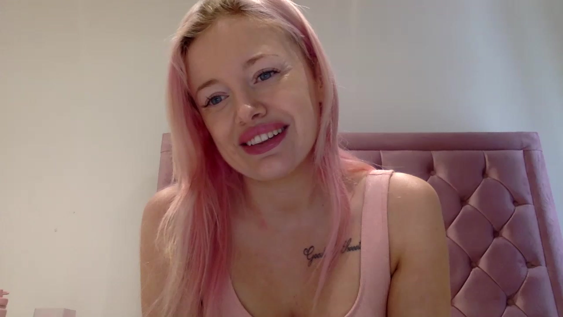 Gallery image thumbnail from WinterWarren's myfreecams stream on, 12/12/2022, 12:03 image 20 of 20