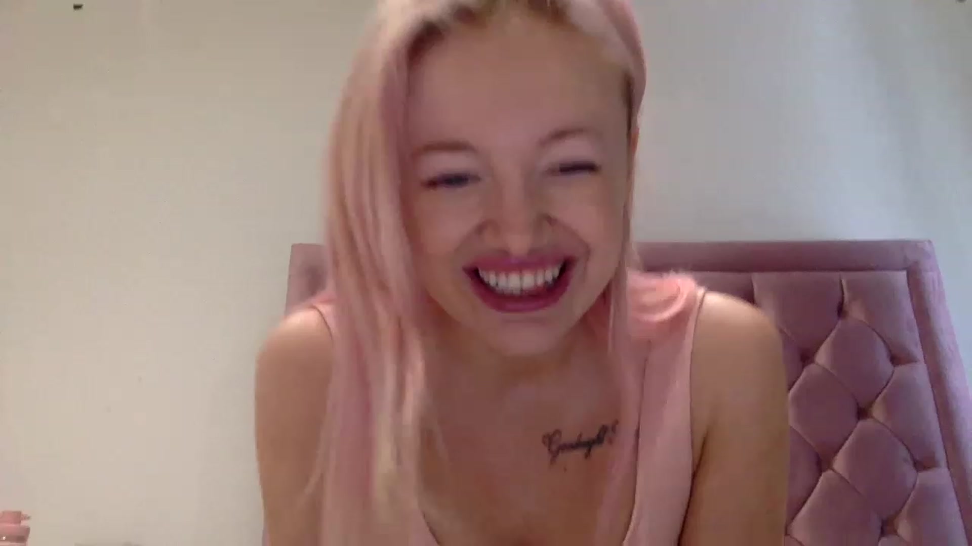 Gallery image thumbnail from WinterWarren's myfreecams stream on, 12/12/2022, 12:03 image 4 of 20