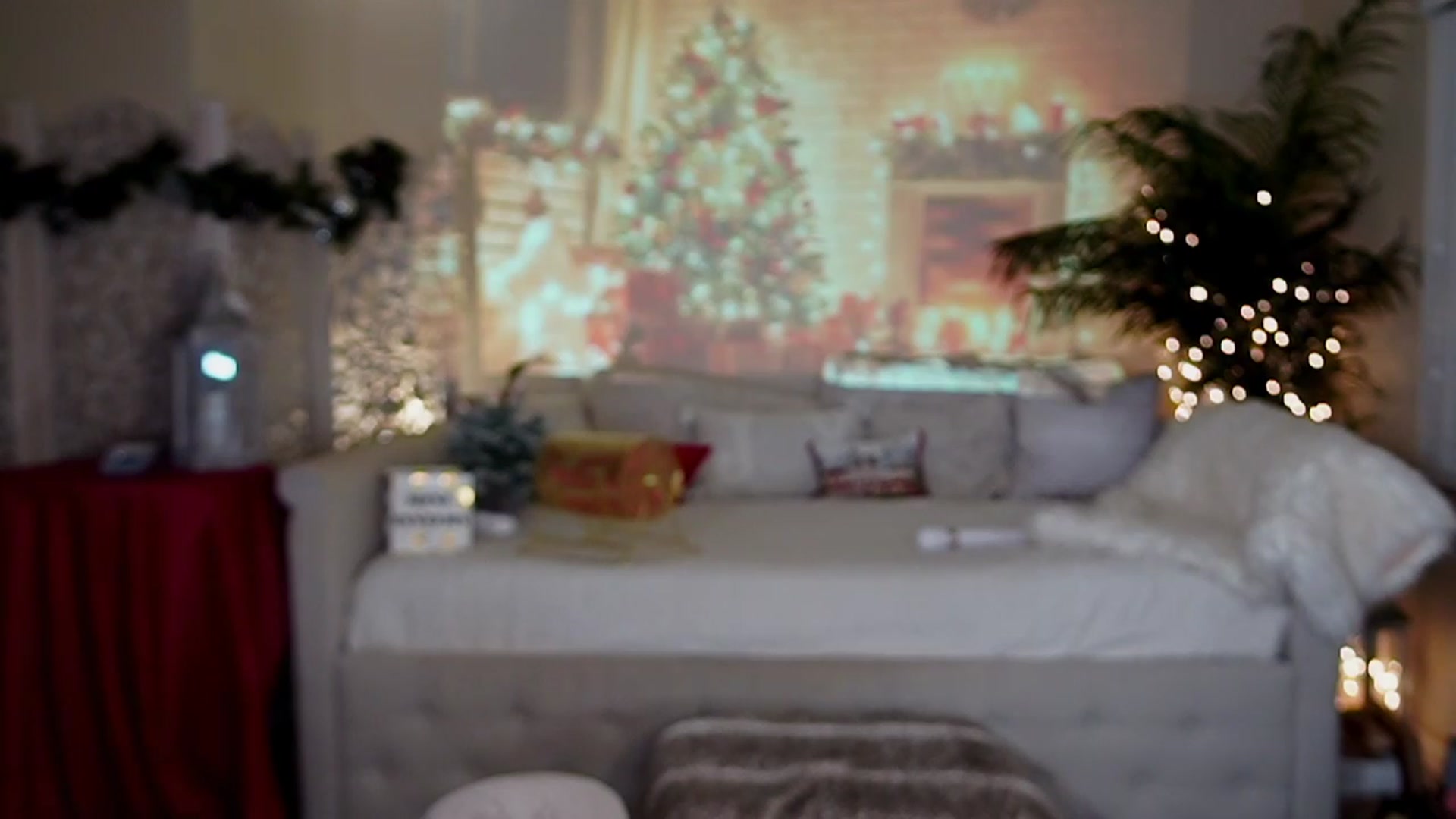 Gallery image thumbnail from Winter_Gray's myfreecams stream on, 12/24/2022, 04:40 image 9 of 20