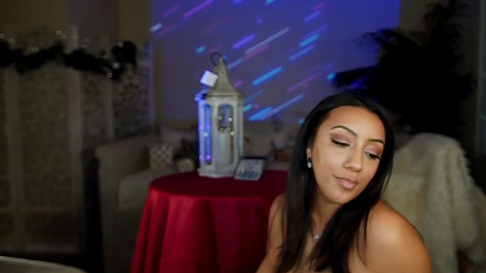 Gallery image thumbnail from Winter_Gray's myfreecams stream on, 12/27/2022, 06:56 image 12 of 20