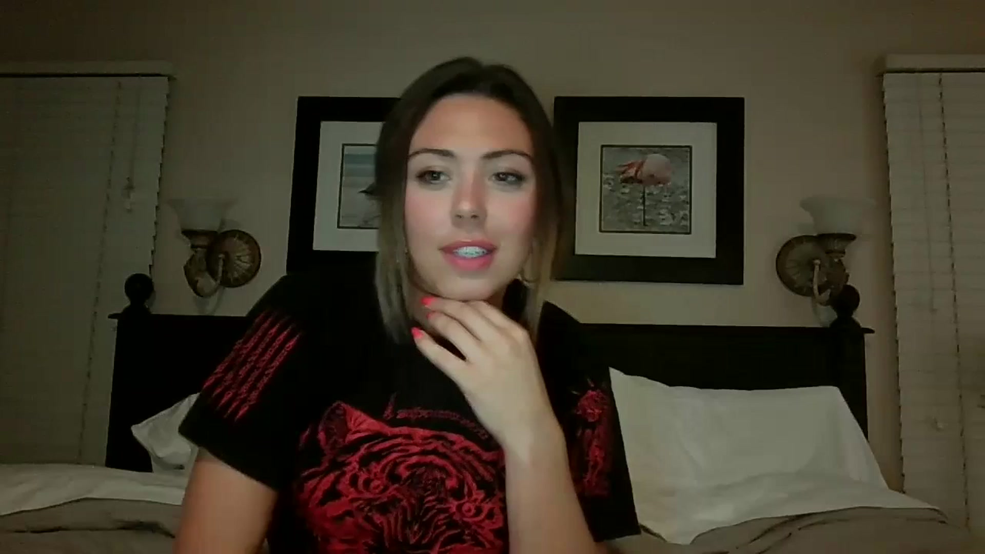 Gallery image thumbnail from Winxzyyy's myfreecams stream on, 11/13/2023, 07:32 image 13 of 20