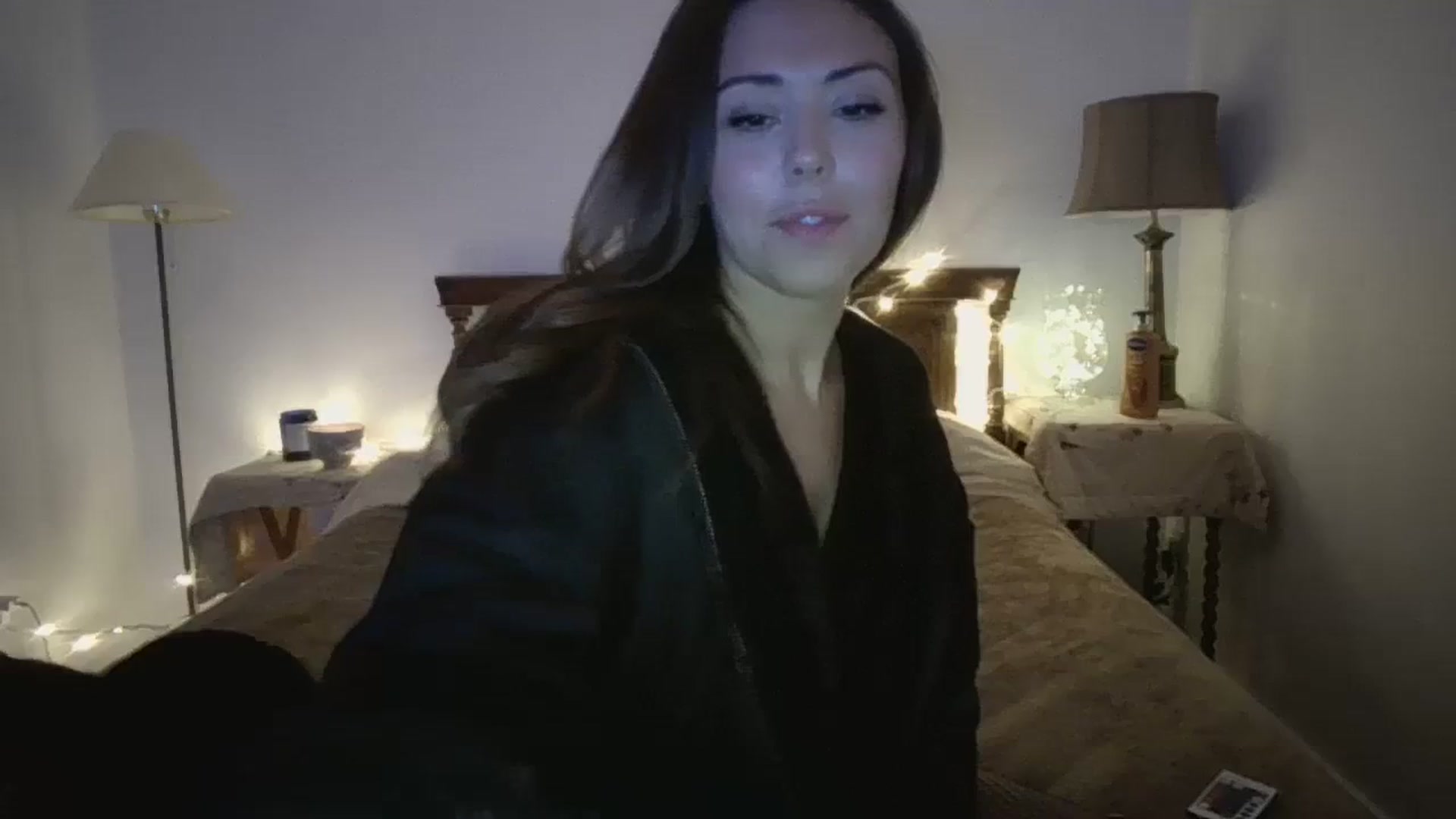 Gallery image thumbnail from Winxzyyy's myfreecams stream on, 12/29/2023, 04:15 image 4 of 20