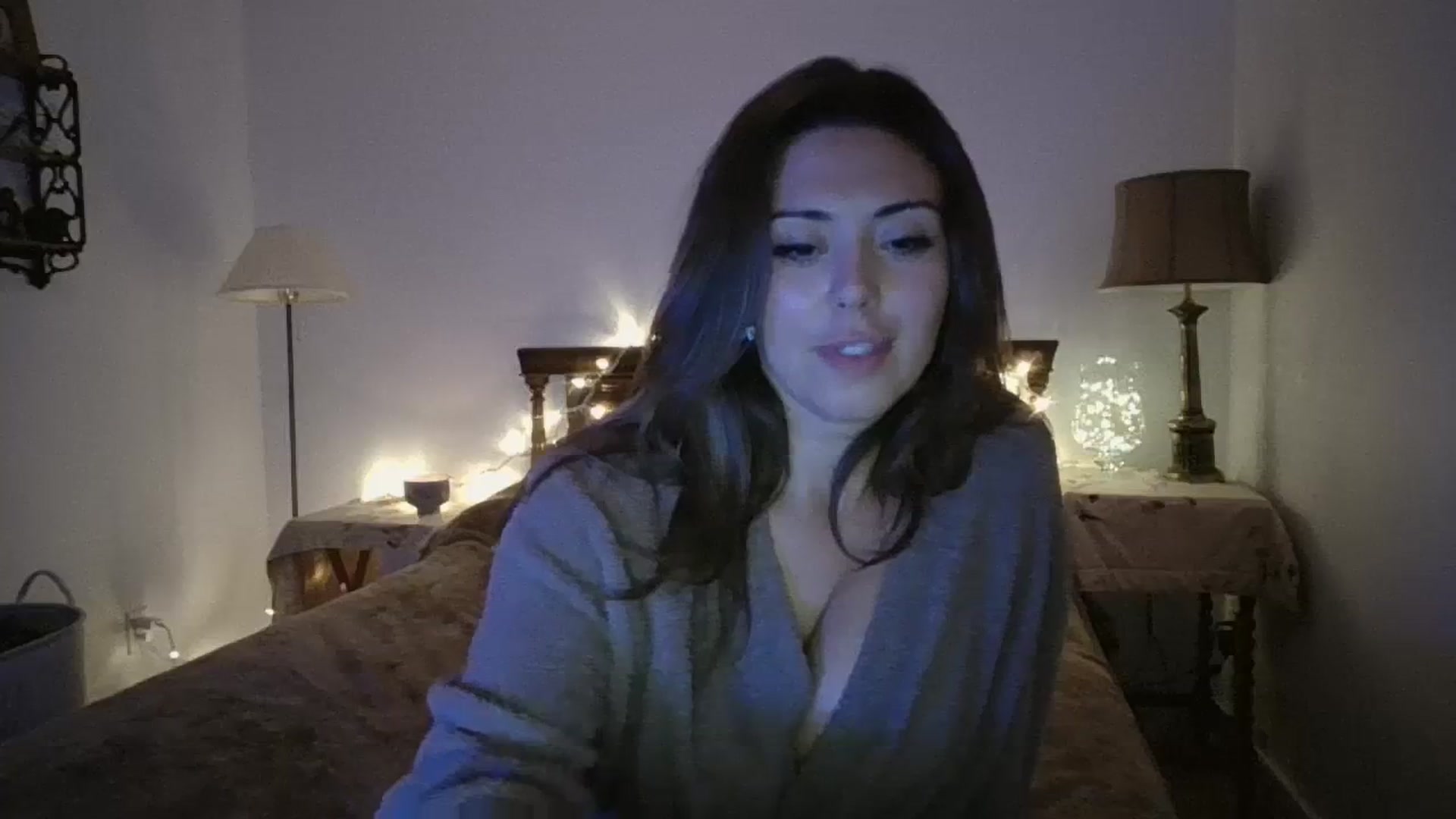 Gallery image thumbnail from Winxzyyy's myfreecams stream on, 12/30/2023, 10:29 image 18 of 20