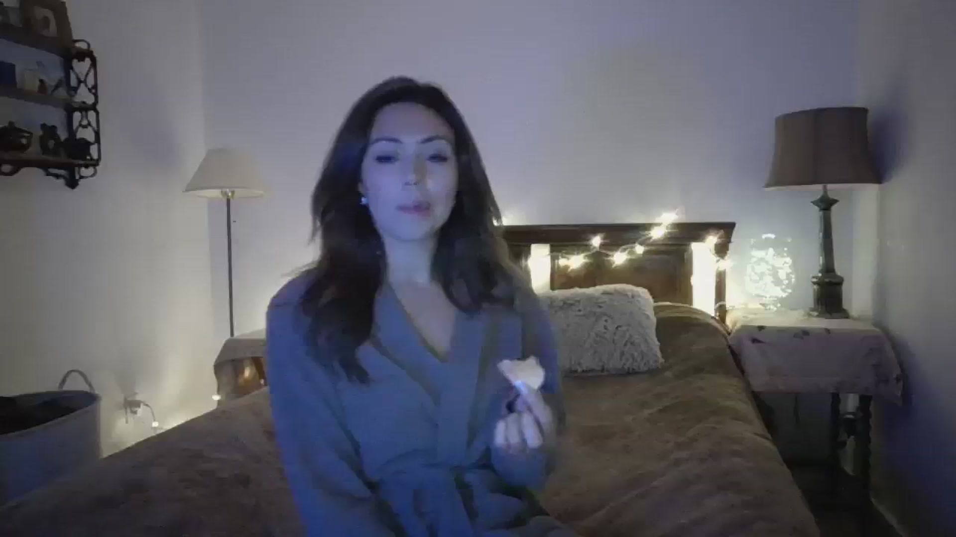 Gallery image thumbnail from Winxzyyy's myfreecams stream on, 12/30/2023, 10:29 image 9 of 20