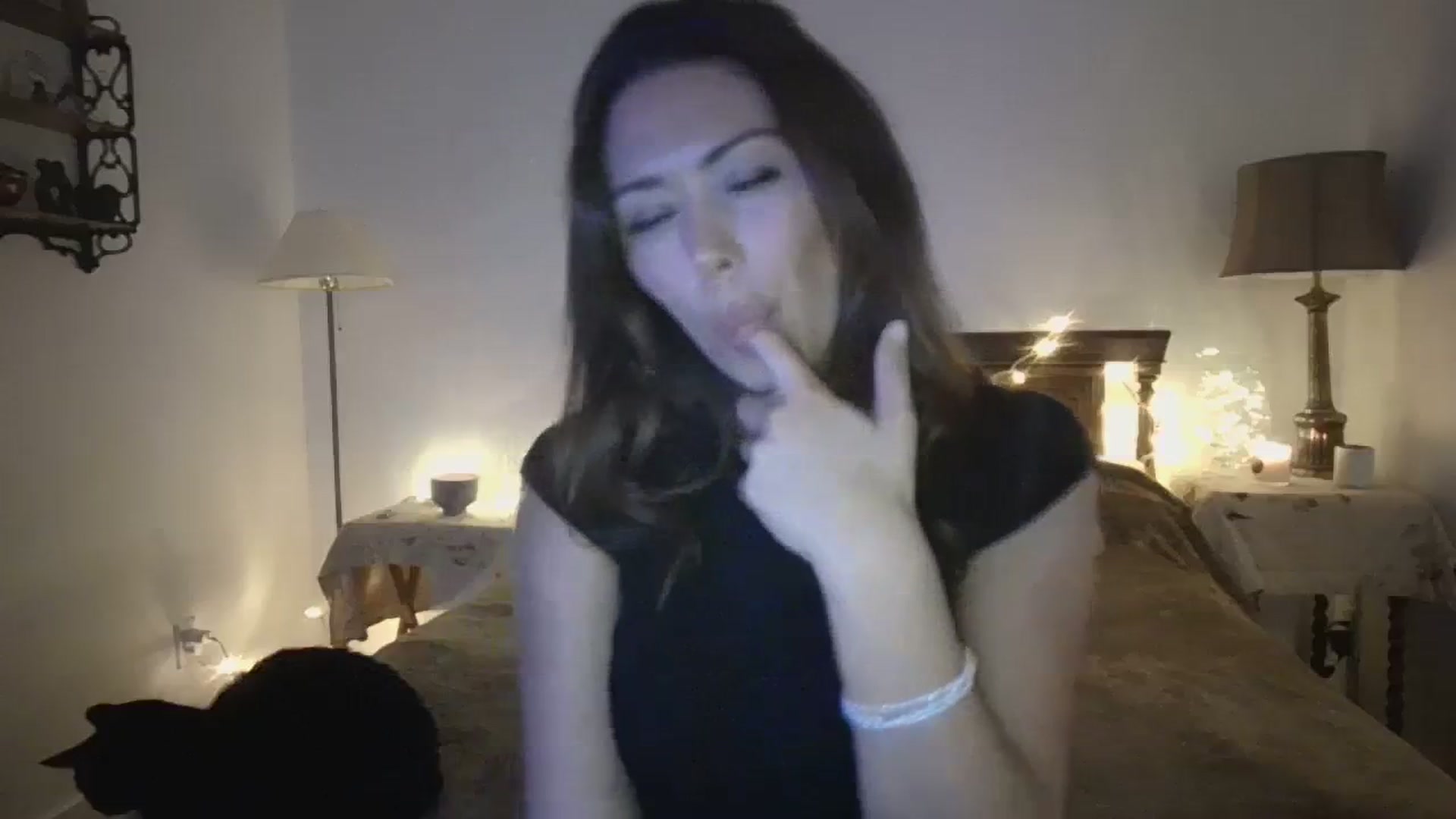 Gallery image thumbnail from Winxzyyy's myfreecams stream on, 01/02/2024, 05:06 image 14 of 20